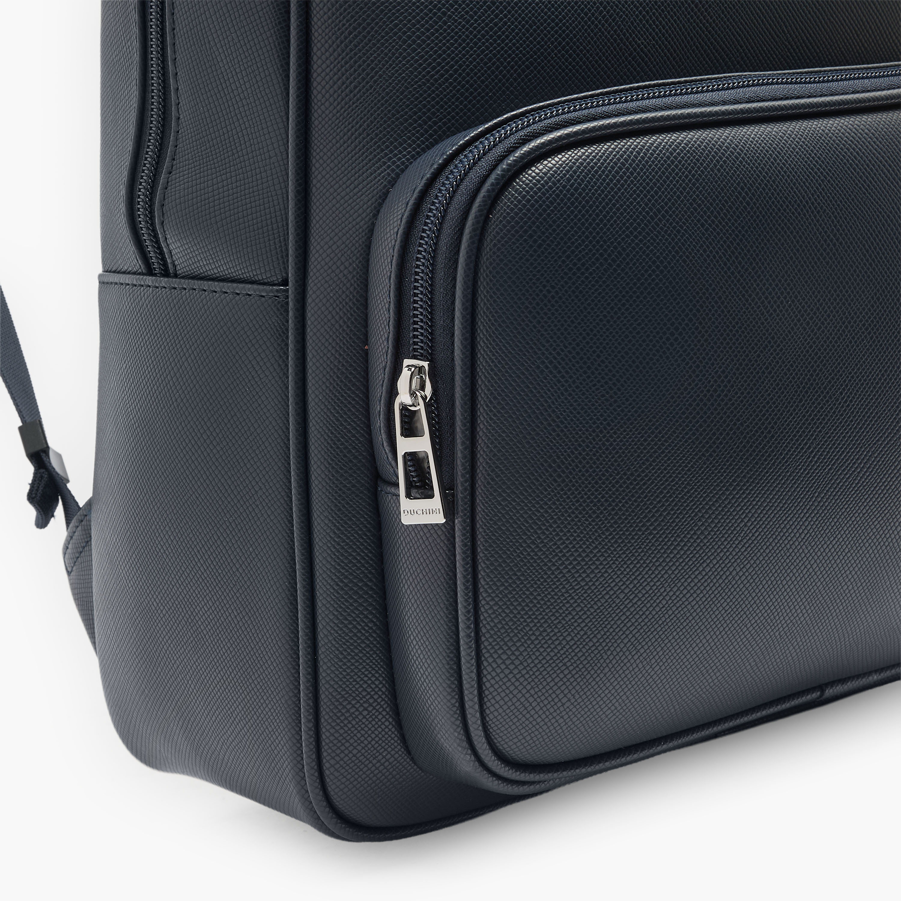 شنطة ظهر للرجال بحزام كتف مبطن من دوتشيني-men-bags-image-5
