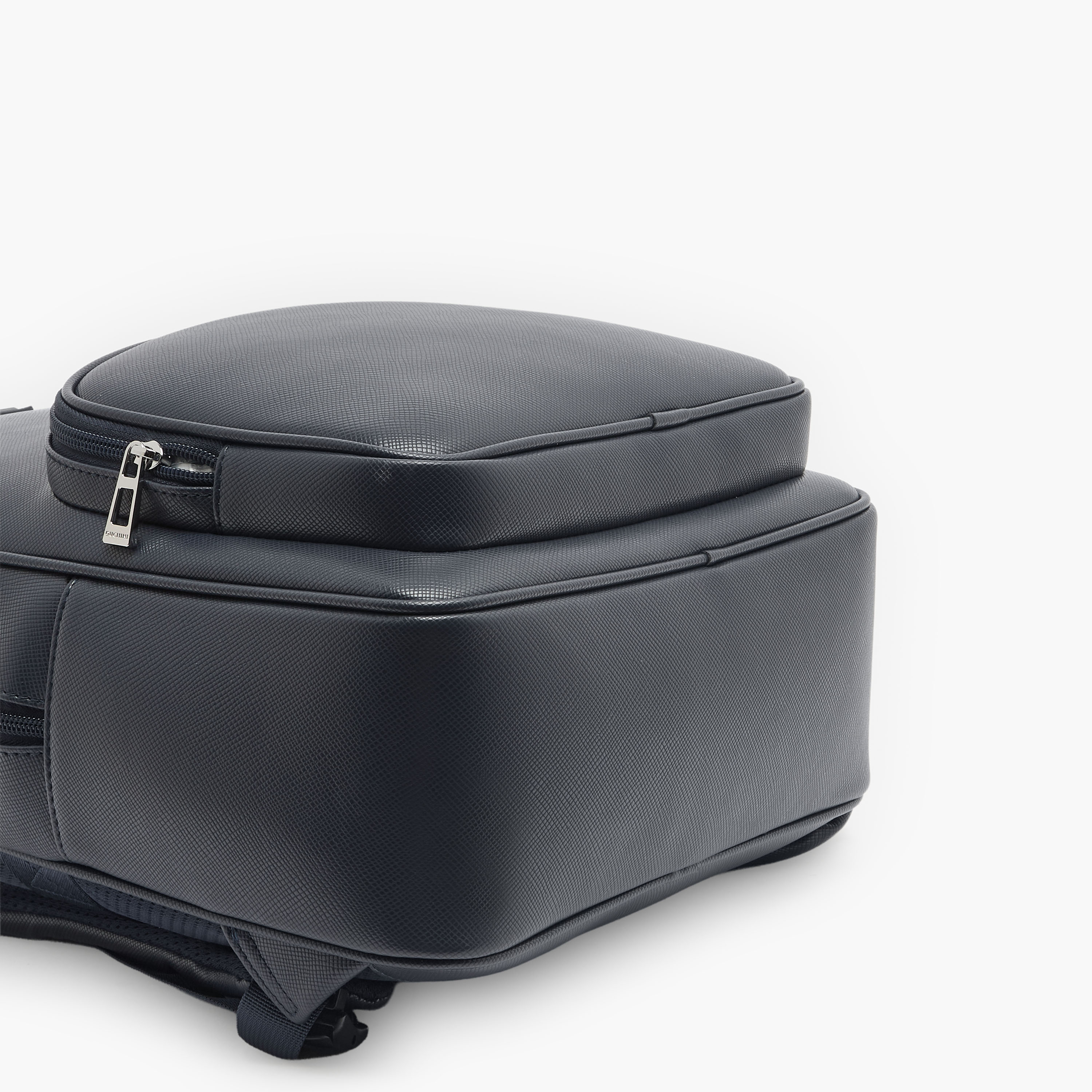 شنطة ظهر للرجال بحزام كتف مبطن من دوتشيني-men-bags-image-6