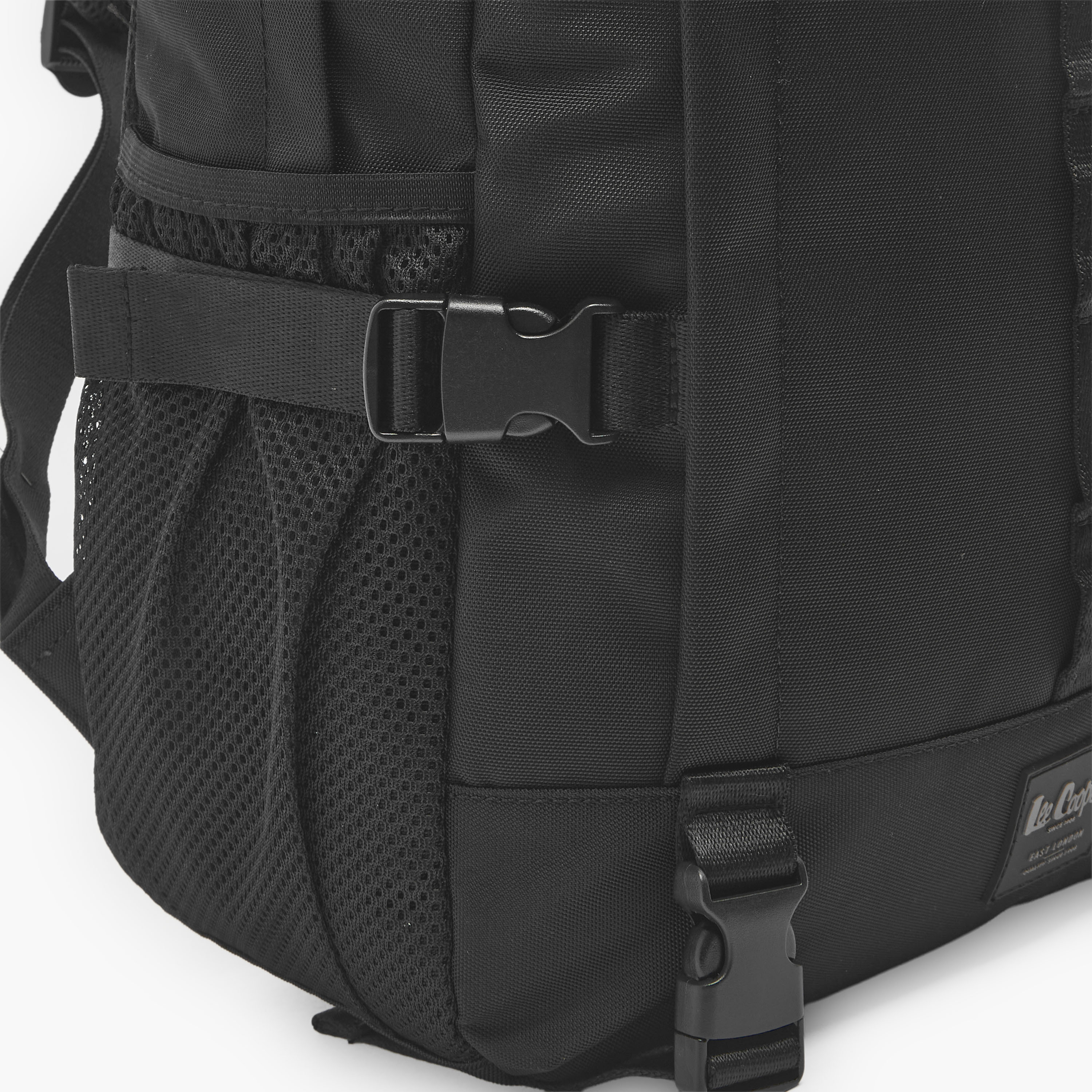 شنطة ظهر بأحزمة كتف مبطنة للرجال من لي كوبر-men-bags-image-5