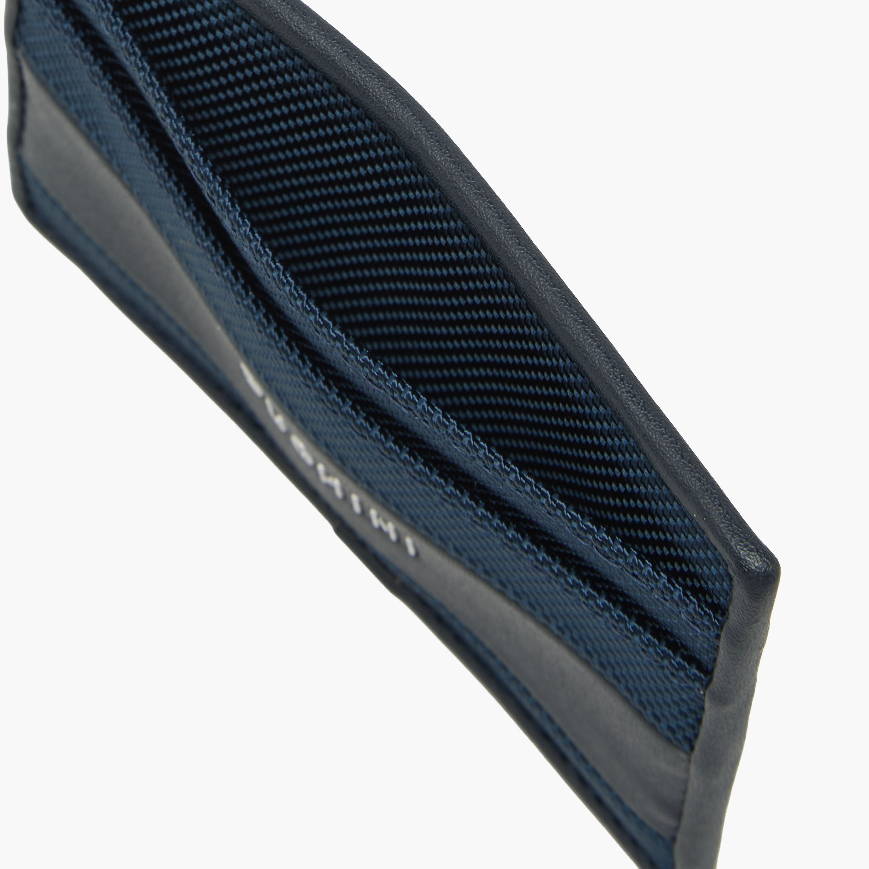 حامل بطاقات للرجال من دوتشيني-men-beltsandwallets-wallets-image-4