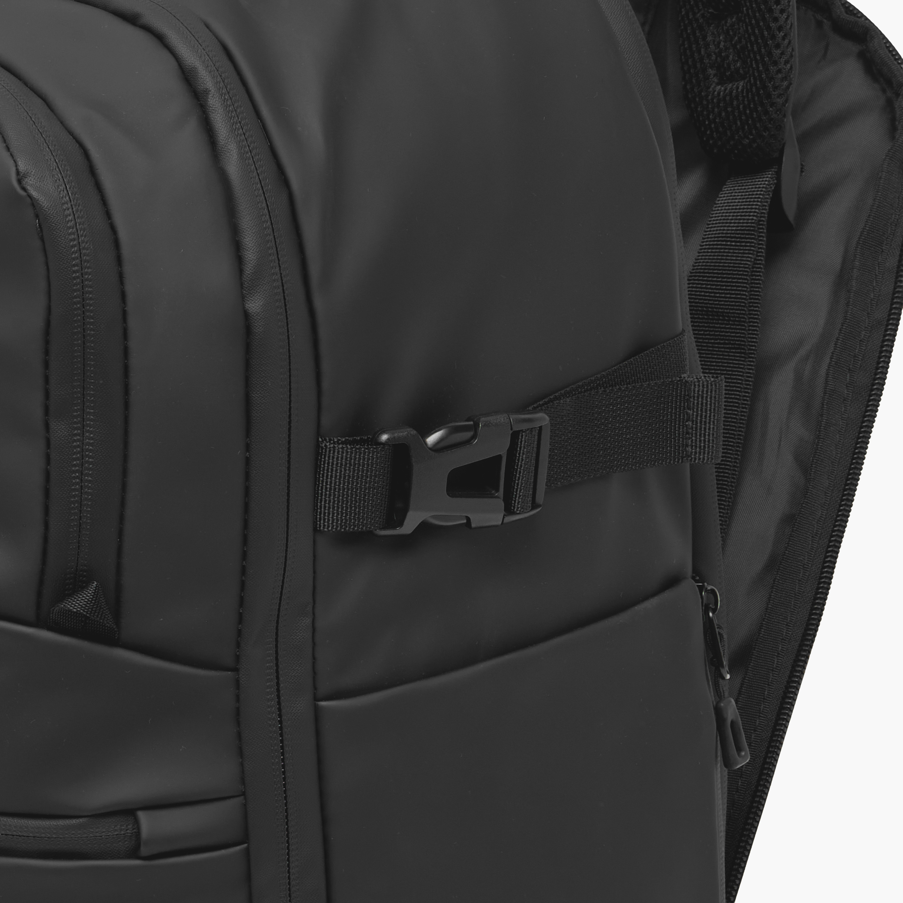 شنطة ظهر ترولي بولو كلوب بأحزمة قابلة للتعديل للرجال من دوتشيني-men-bags-image-7