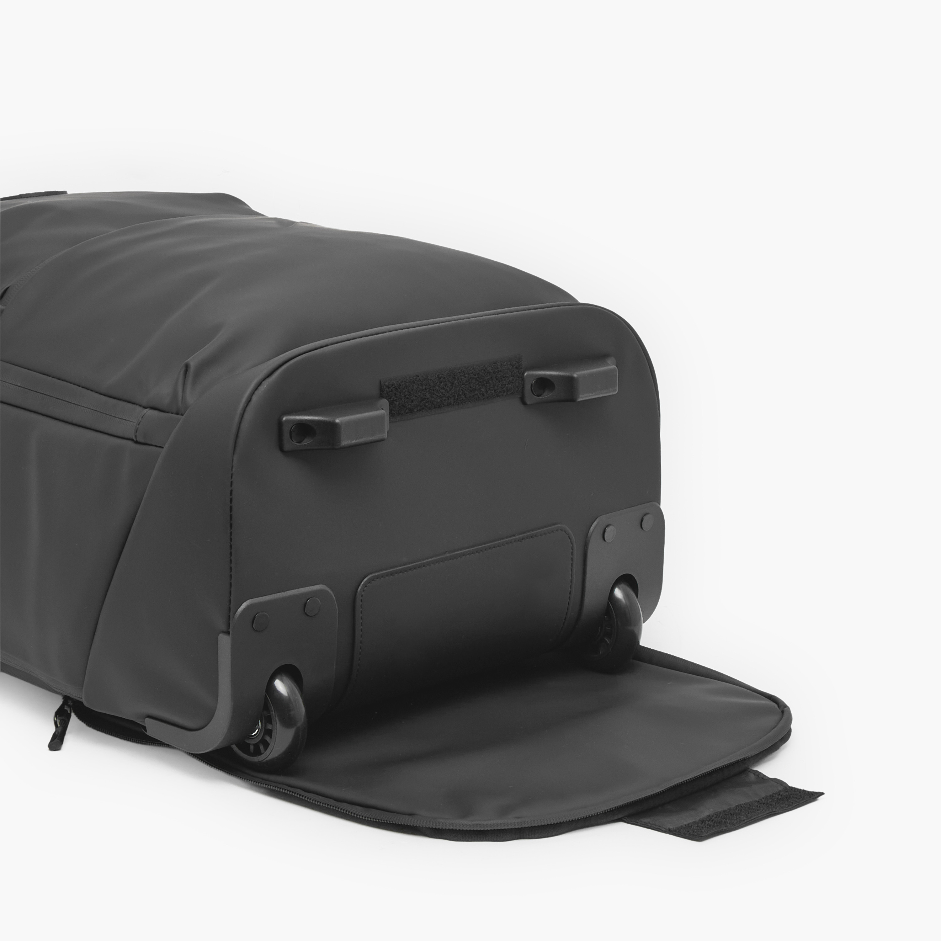 شنطة ظهر ترولي بولو كلوب بأحزمة قابلة للتعديل للرجال من دوتشيني-men-bags-image-9