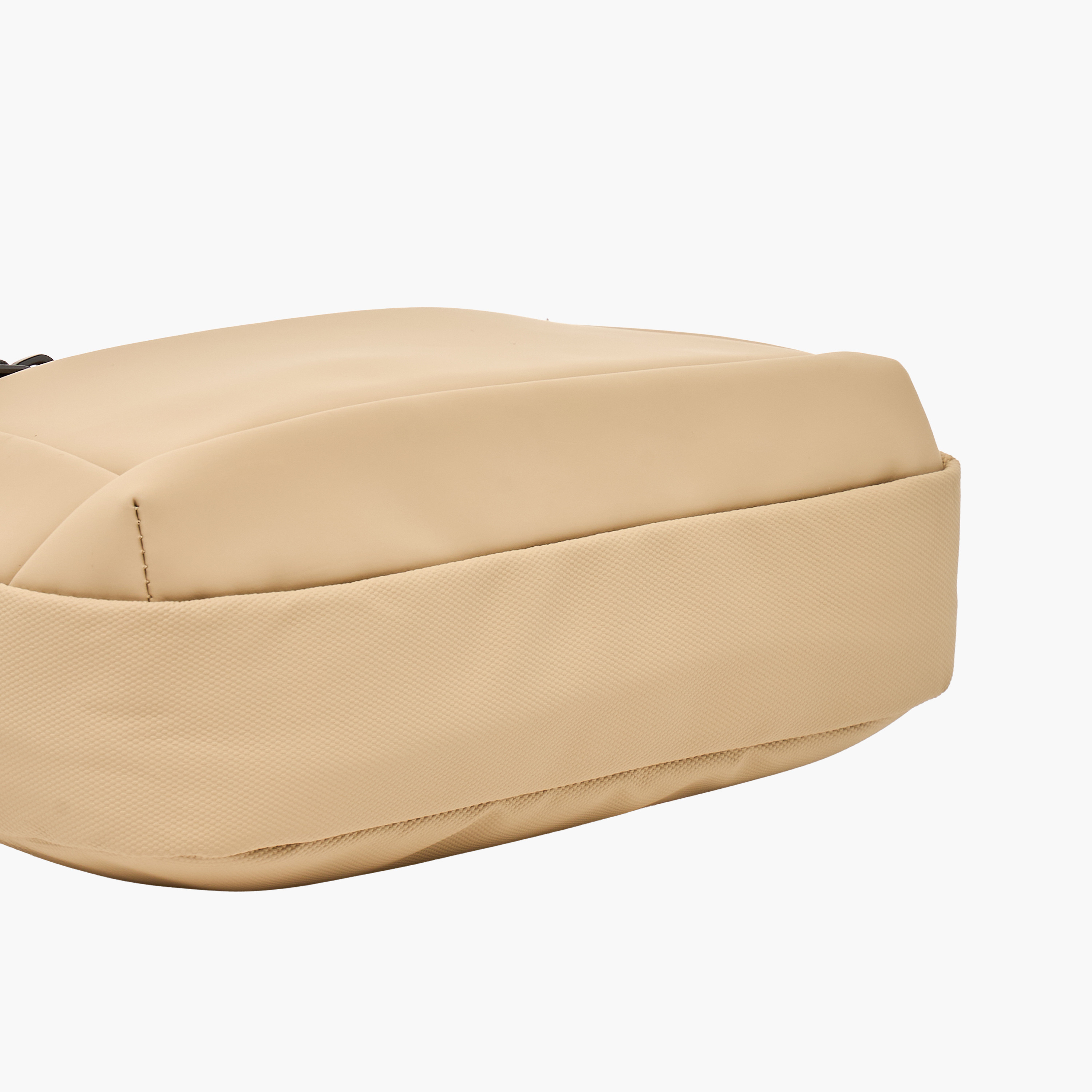 شنطة كروس بودي سادة من ويف-travel-accessories-image-5