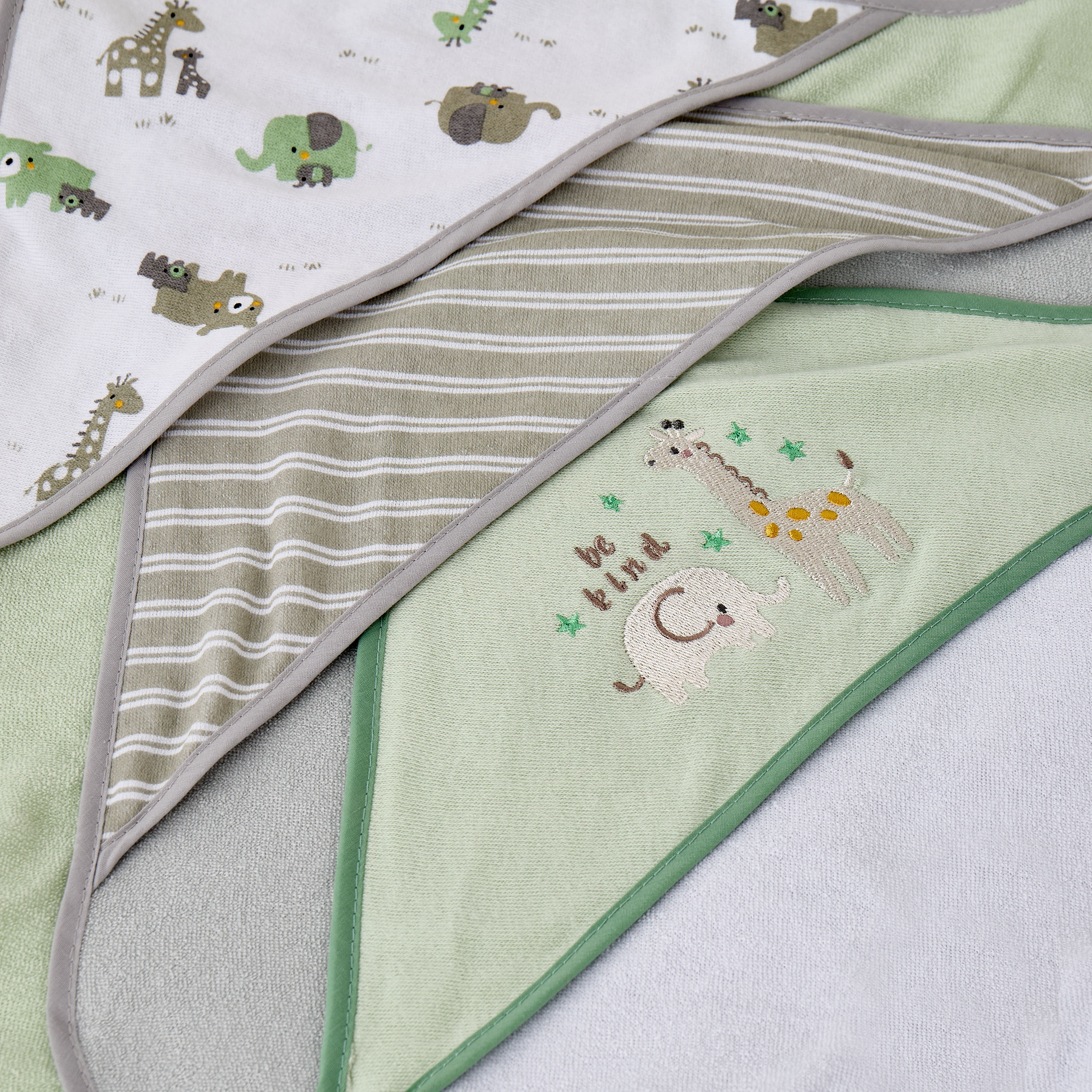 طقم مناشف أطفال بطبعات من جونيورز - 6 قطع-baby-bathandcare-towels-image-4