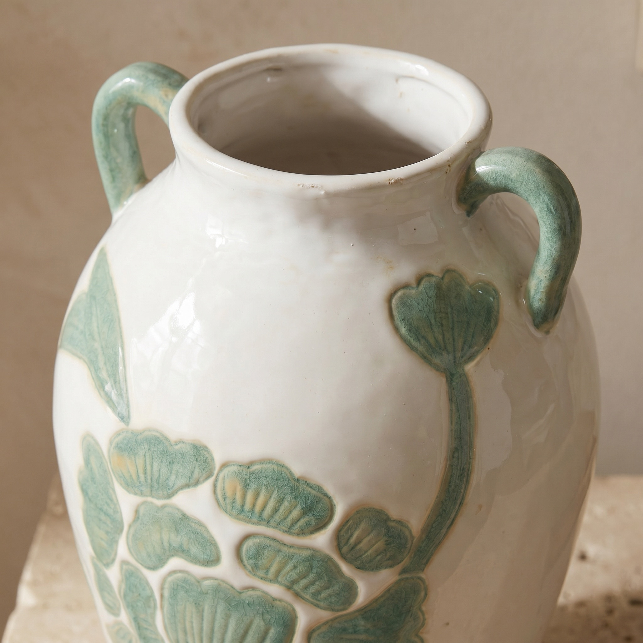 مزهرية سيراميك بتزيينات زهور - 18 سم-household-decor-vasesandbowls-image-2