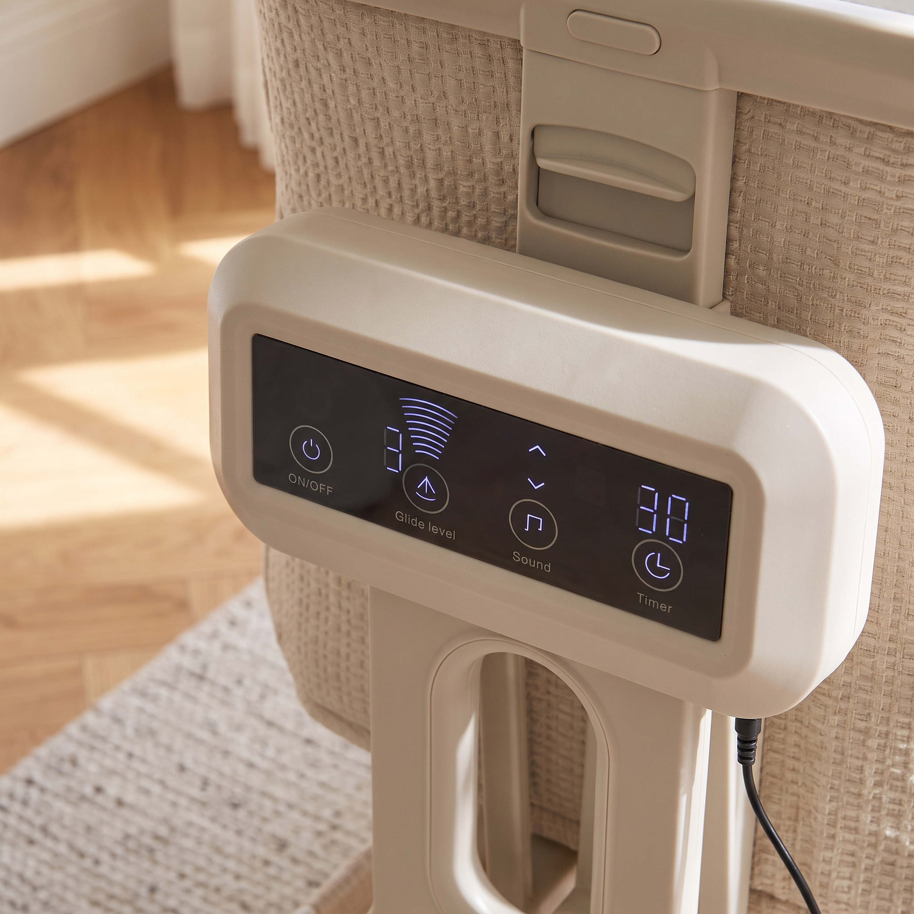 Giggles Zeus Auto Swing Bassinet-baby-nursery-furniture-cribsandbeds-bassinets-image-11