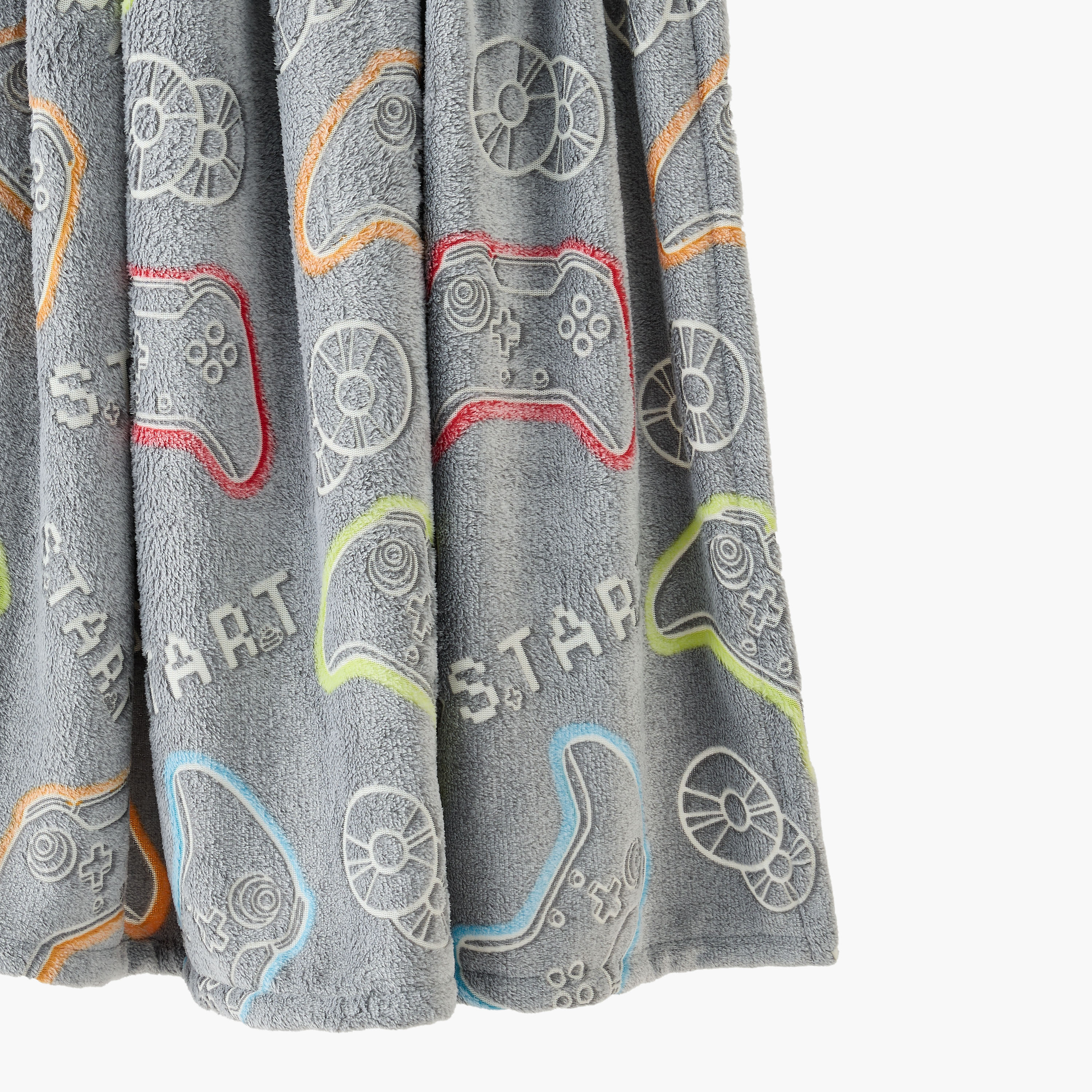 Juniors Raschel Blanket with Glow in the Dark Gaming Print, 150x200 cm-baby-nursery-blanketsandswaddles-blanketsandquilts-image-4
