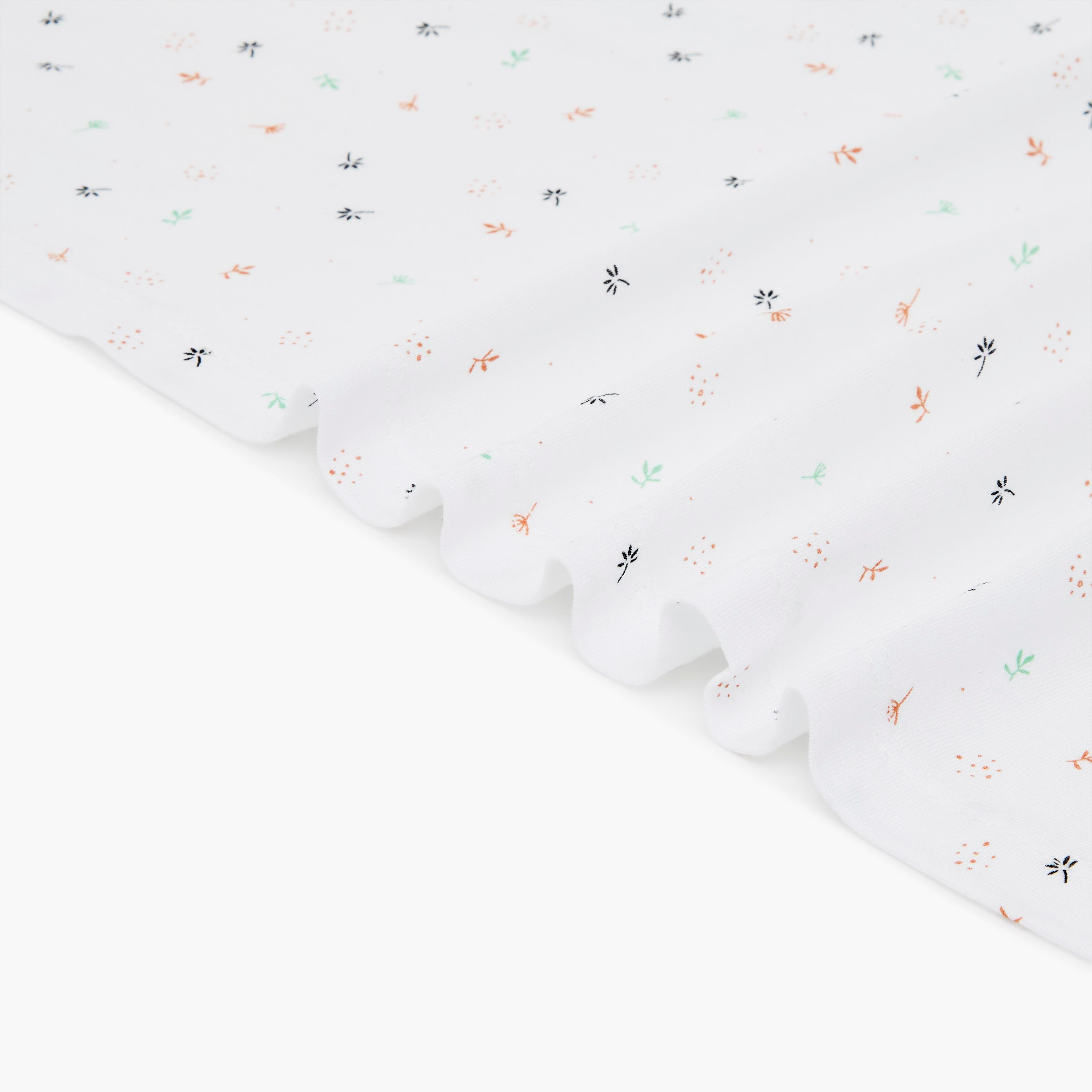 بطانية بطبعات مع قبعة متطابقة من جونيورز-baby-nursery-blanketsandswaddles-blanketsandquilts-image-7