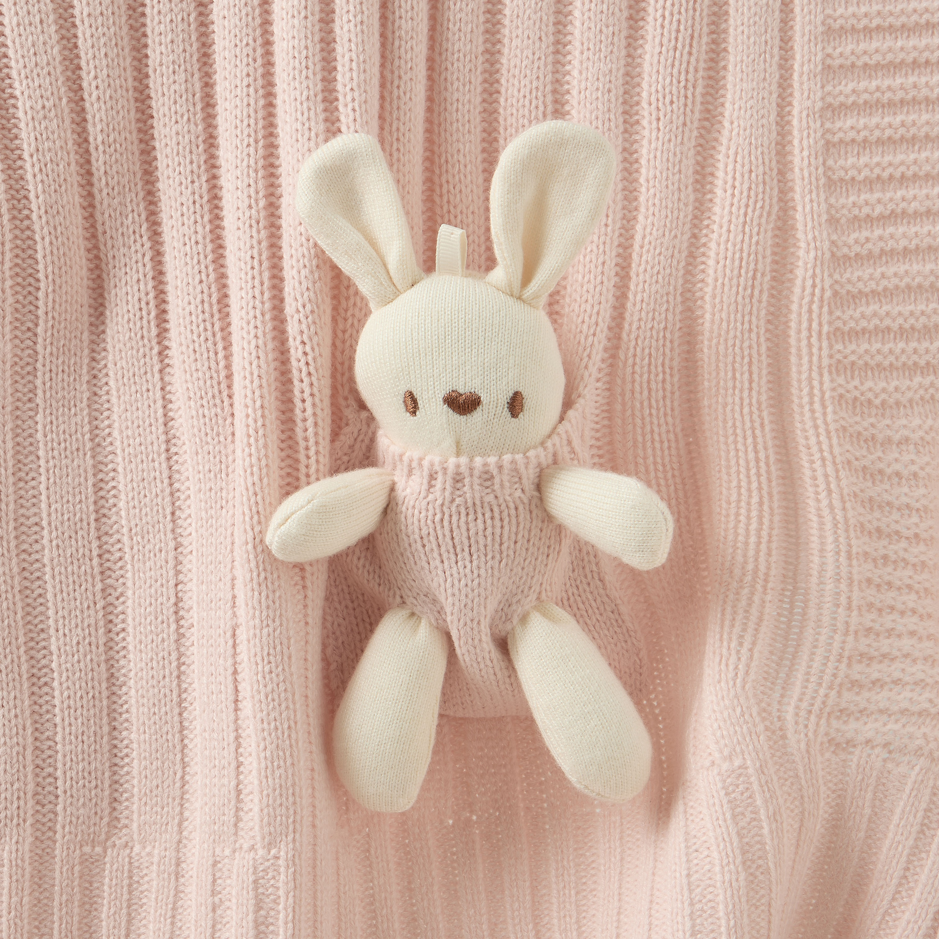 بطانية مضلعة بزينة أرنب من جيجلز - 80x100 سم-baby-nursery-blanketsandswaddles-receivingblankets-image-5