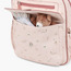 شنطة ظهر للحفّاضات بطبعات وحمّالات قابلة للتعديل من جيجلز-baby-diapering-diaperbags-image-4