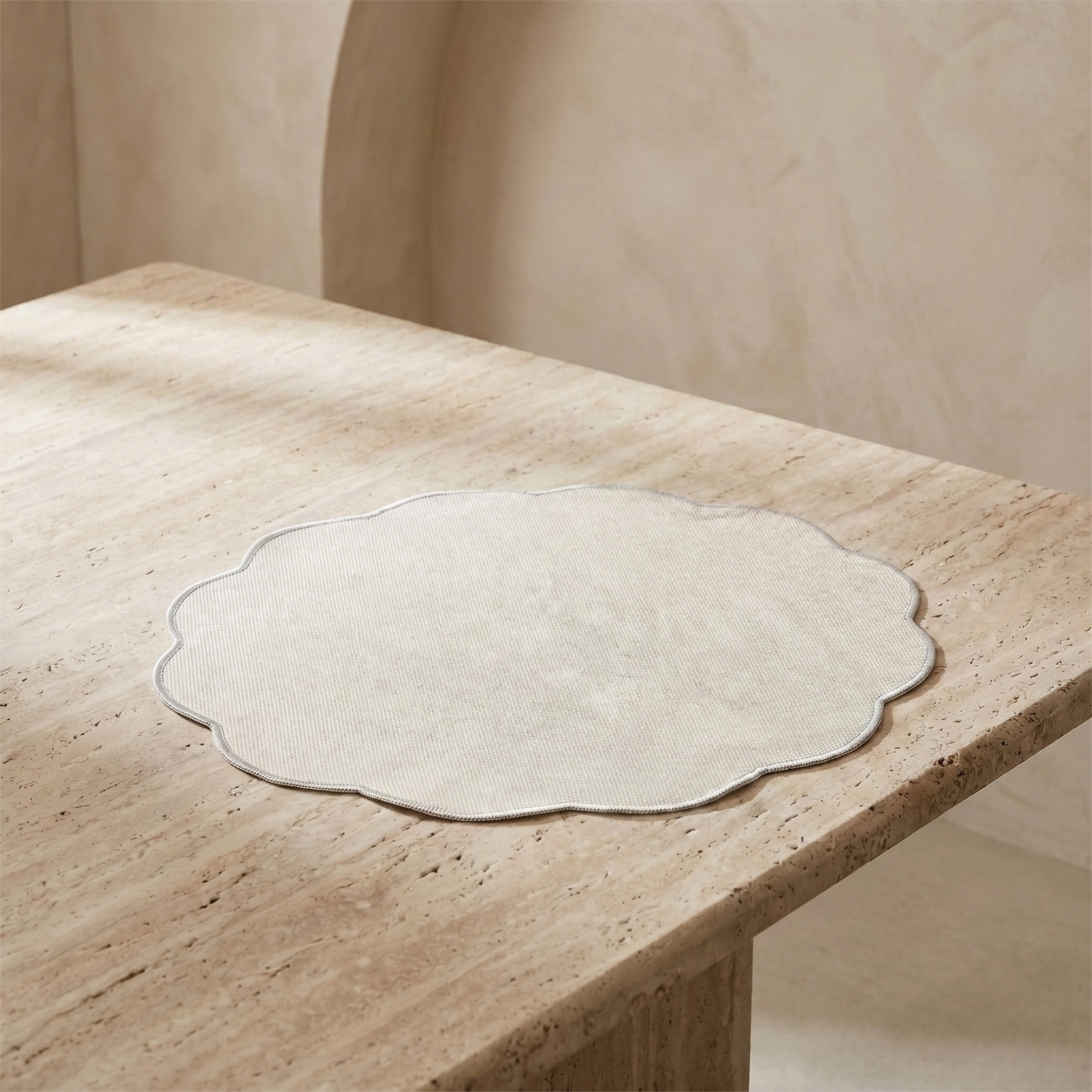مفرش طاولة مموج بتطريز على الحواف - 38 سم-household-dining-tablelinen-placemats-image-2