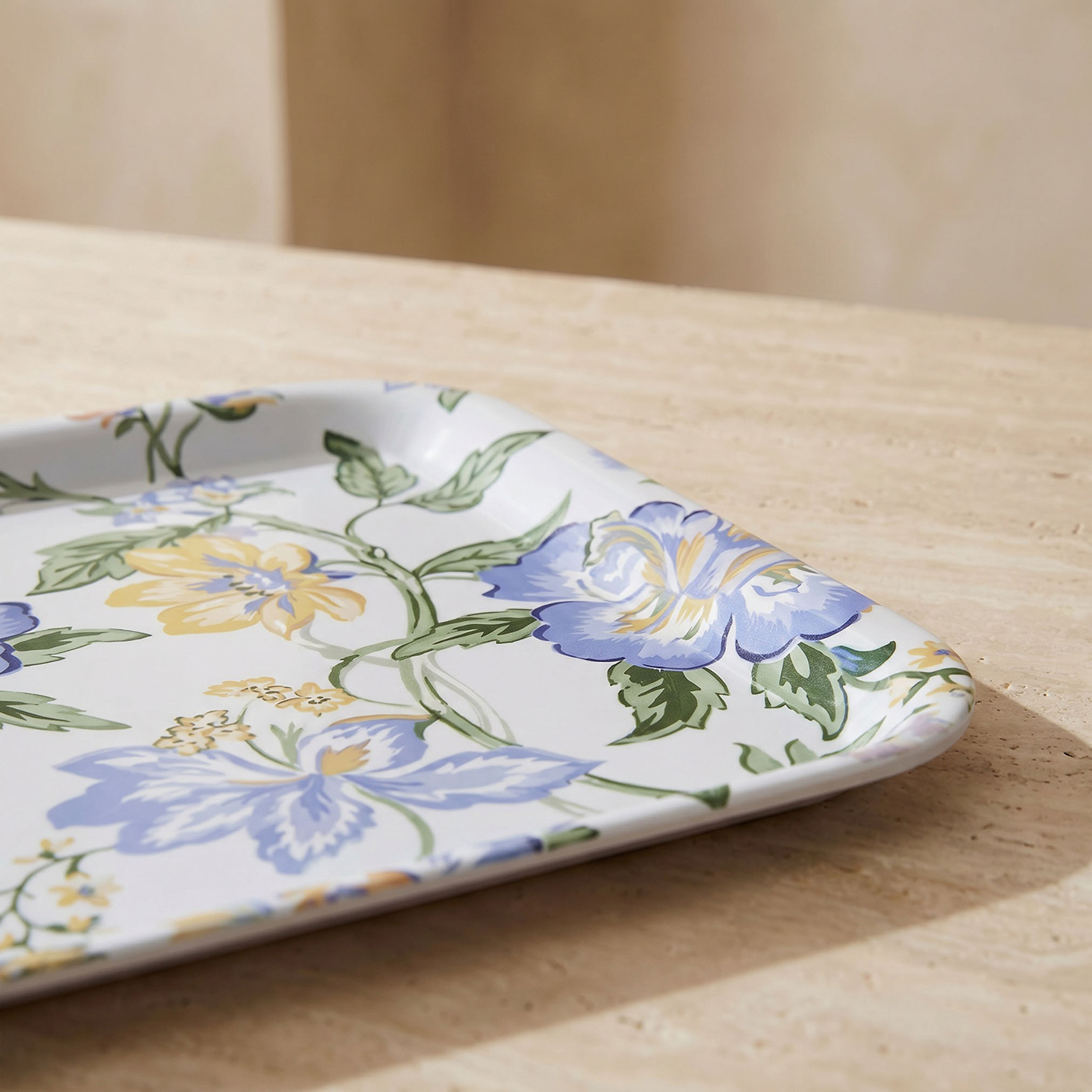 صينية تقديم ميلامين بطبعات زهور - 39x28 سم-household-dining-serveware-servingtrays-image-1