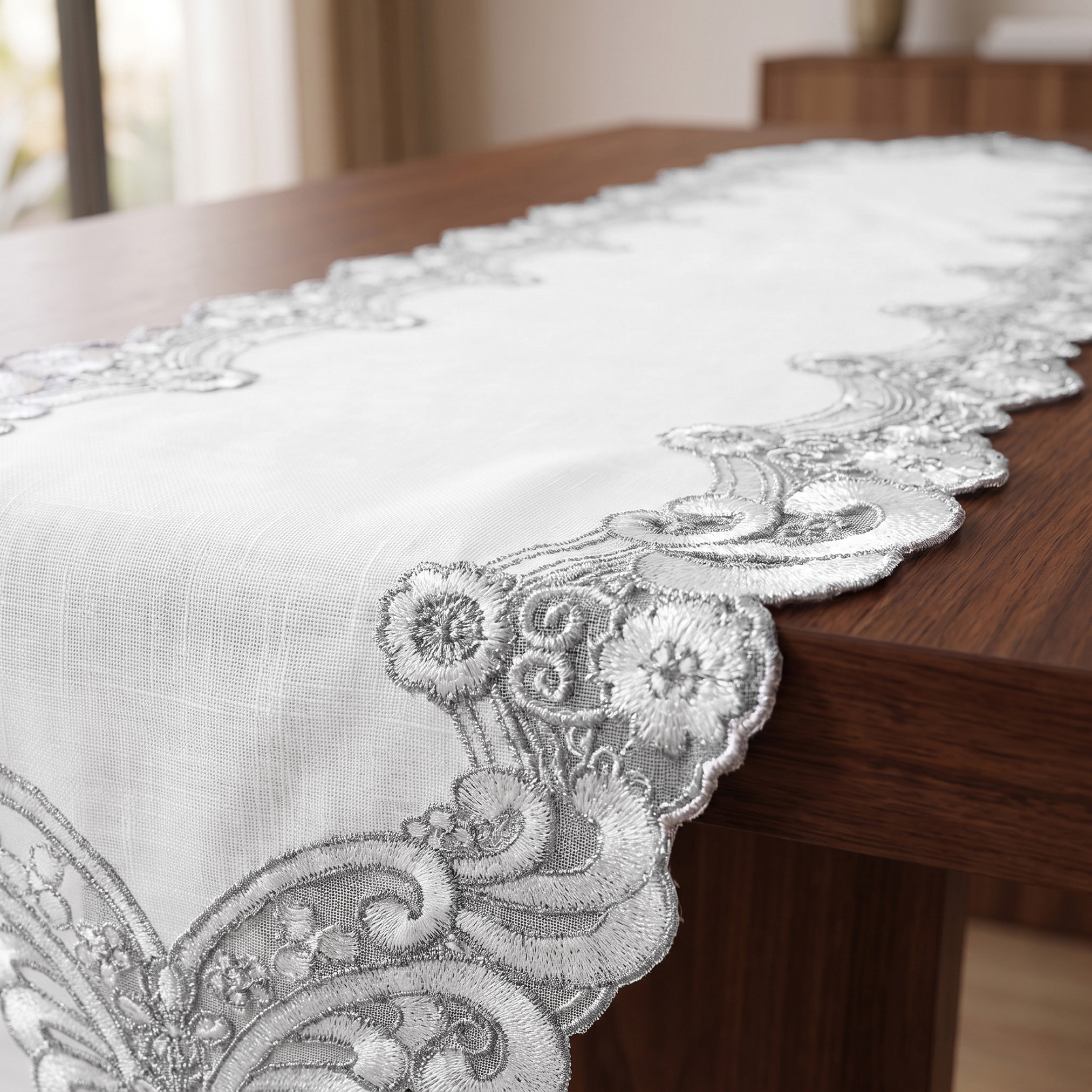 مفرش طاولة مطرز من آفا - 35x180 سم-household-dining-tablelinen-runnersandtablecovers-image-2