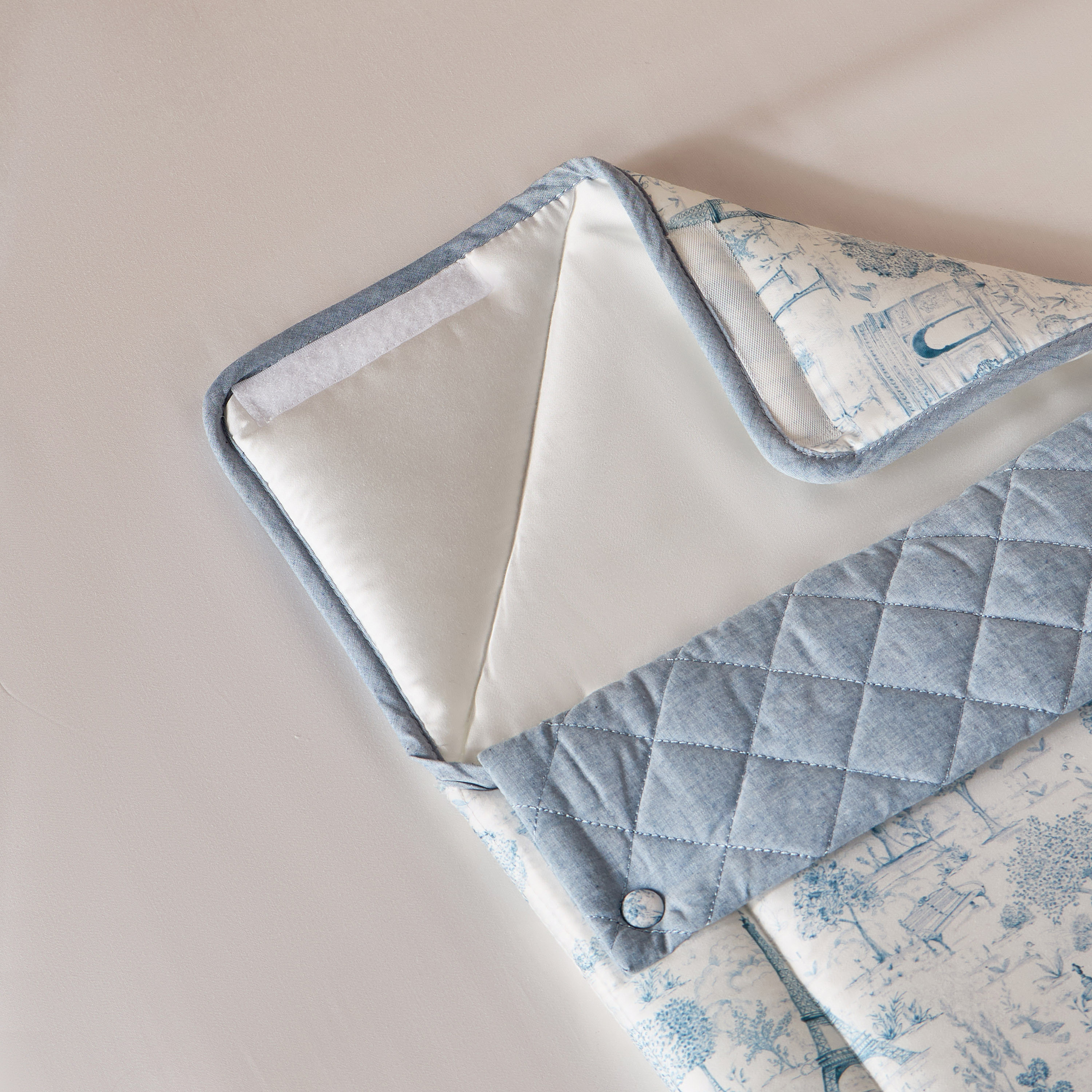شنطة نوم قطنية للمواليد بطبعات باريس من جيجلز-baby-nursery-babybedding-image-4