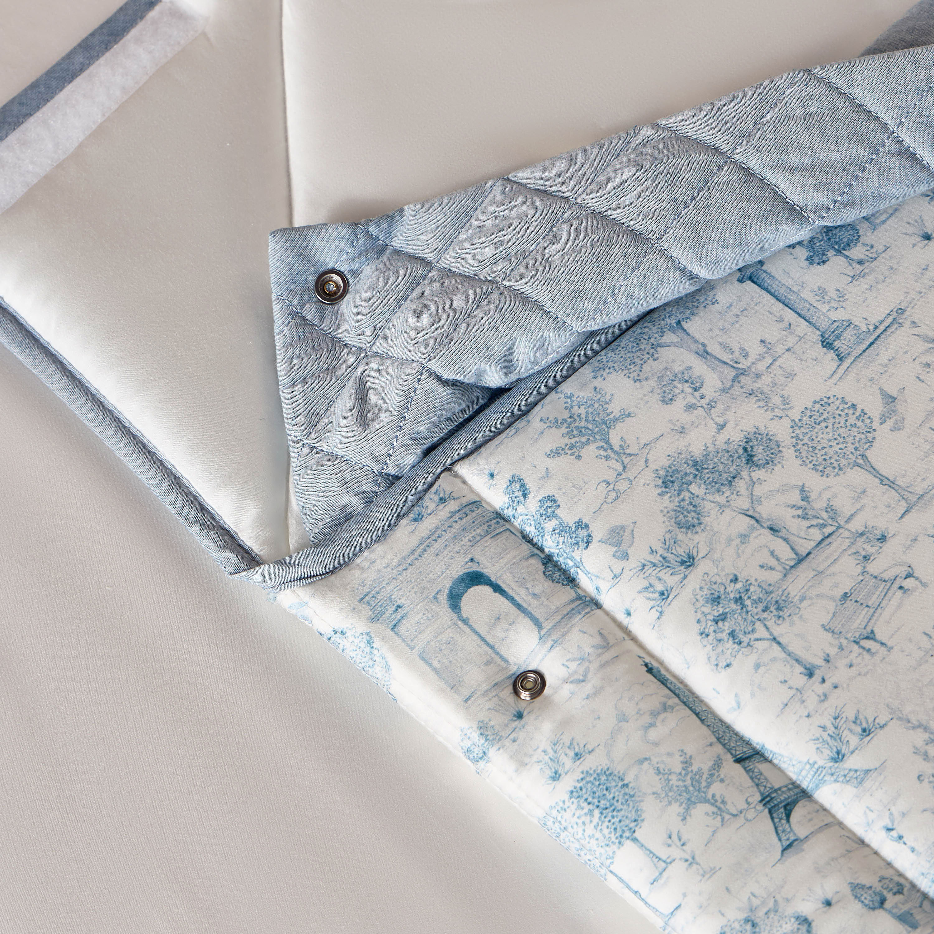 شنطة نوم قطنية للمواليد بطبعات باريس من جيجلز-baby-nursery-babybedding-image-5