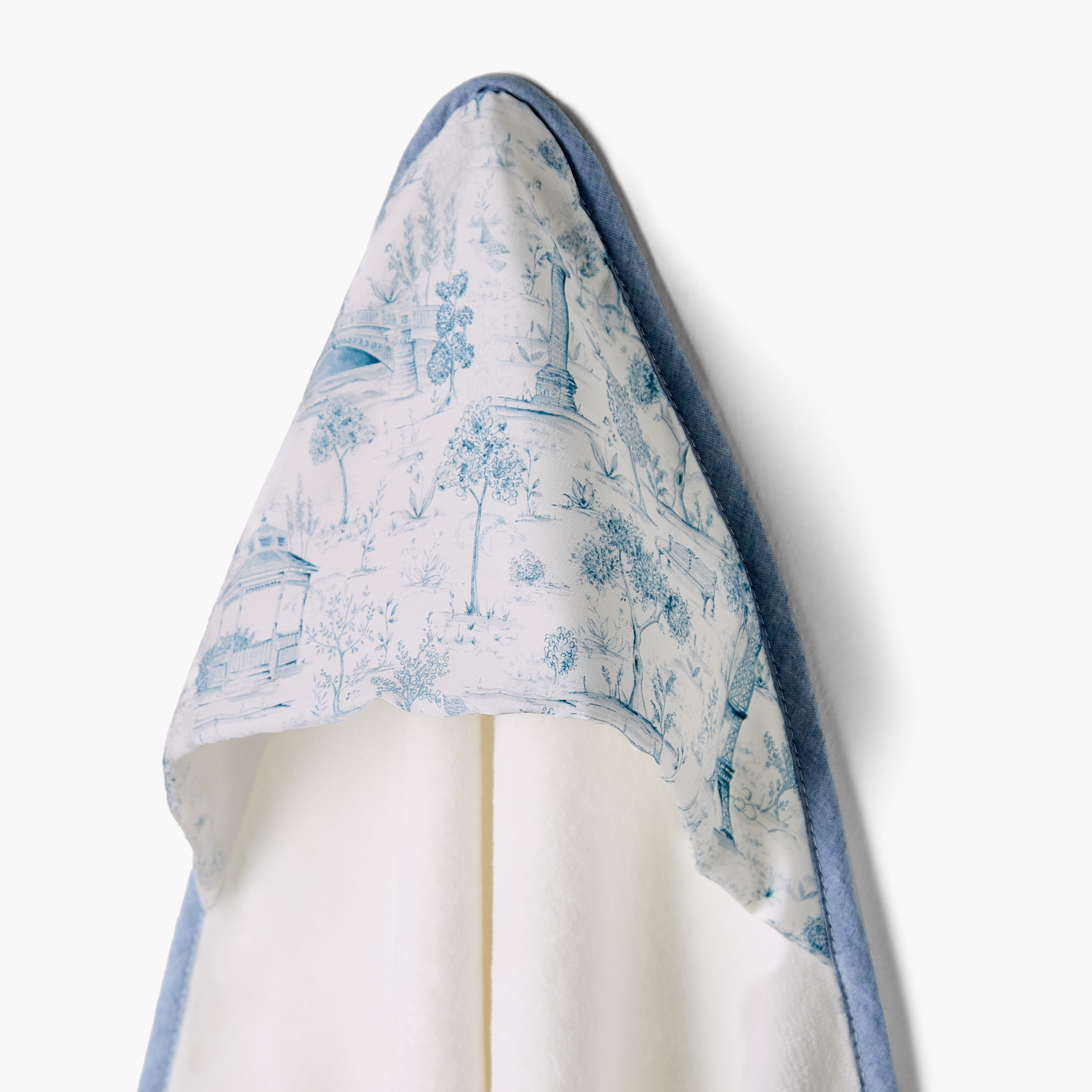 منشفة استحمام للأطفال بقبعة وطبعات من جيجلز-baby-bathandcare-towels-image-2