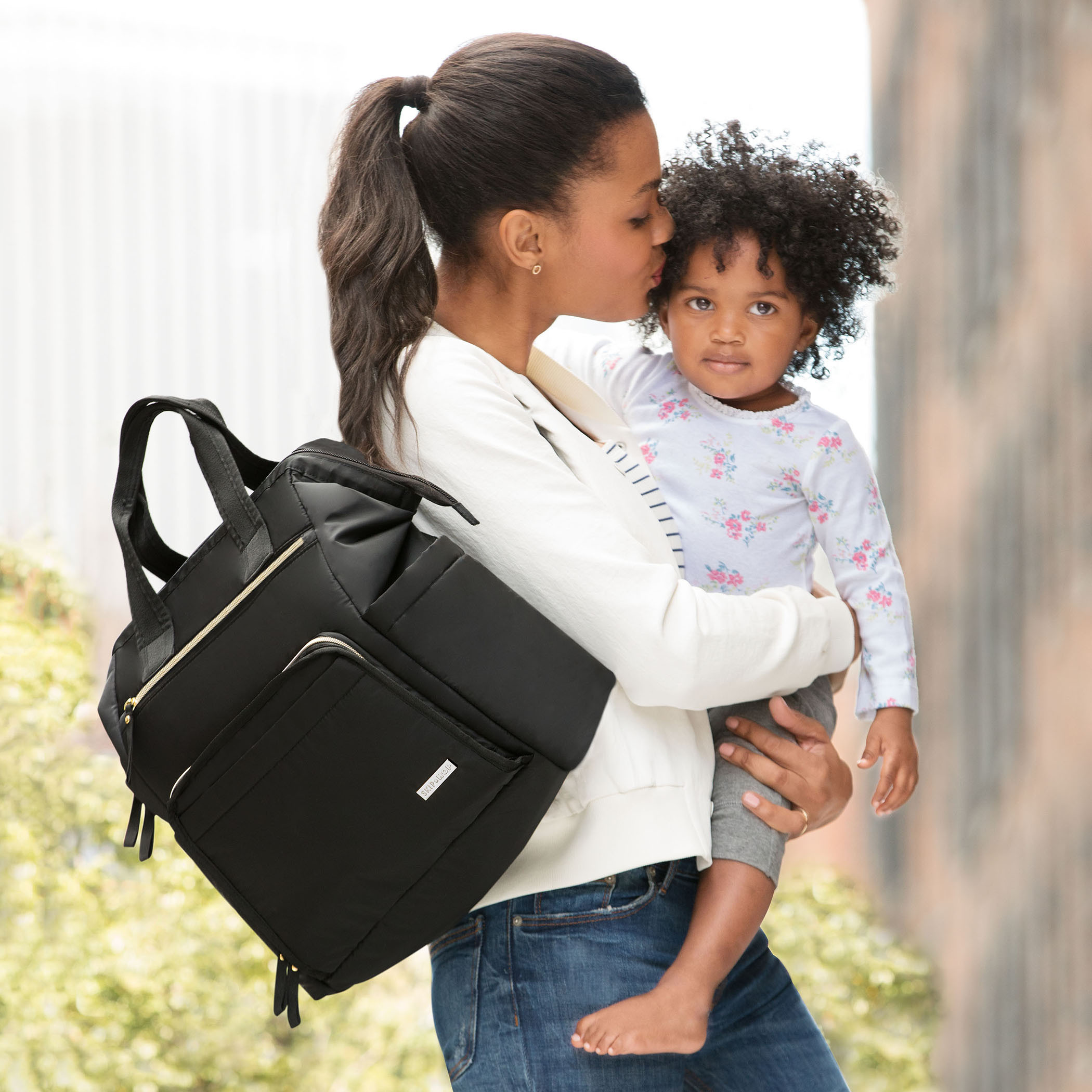 Skip Hop Diaper Bag with Insulated Bottle Pockets-baby-gear-diaperbags-image-11