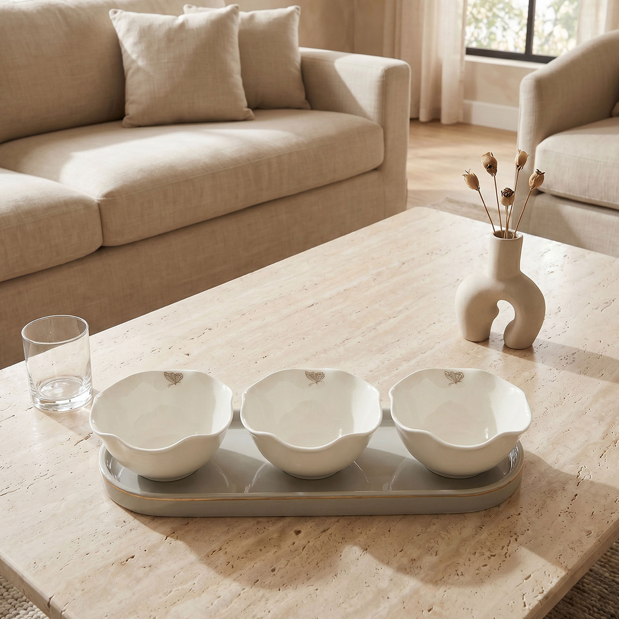 طقم أوعية بورسلين مزخرفة بفيونكة مع صينية - 3 قطع-household-dining-serveware-servingtrays-image-1