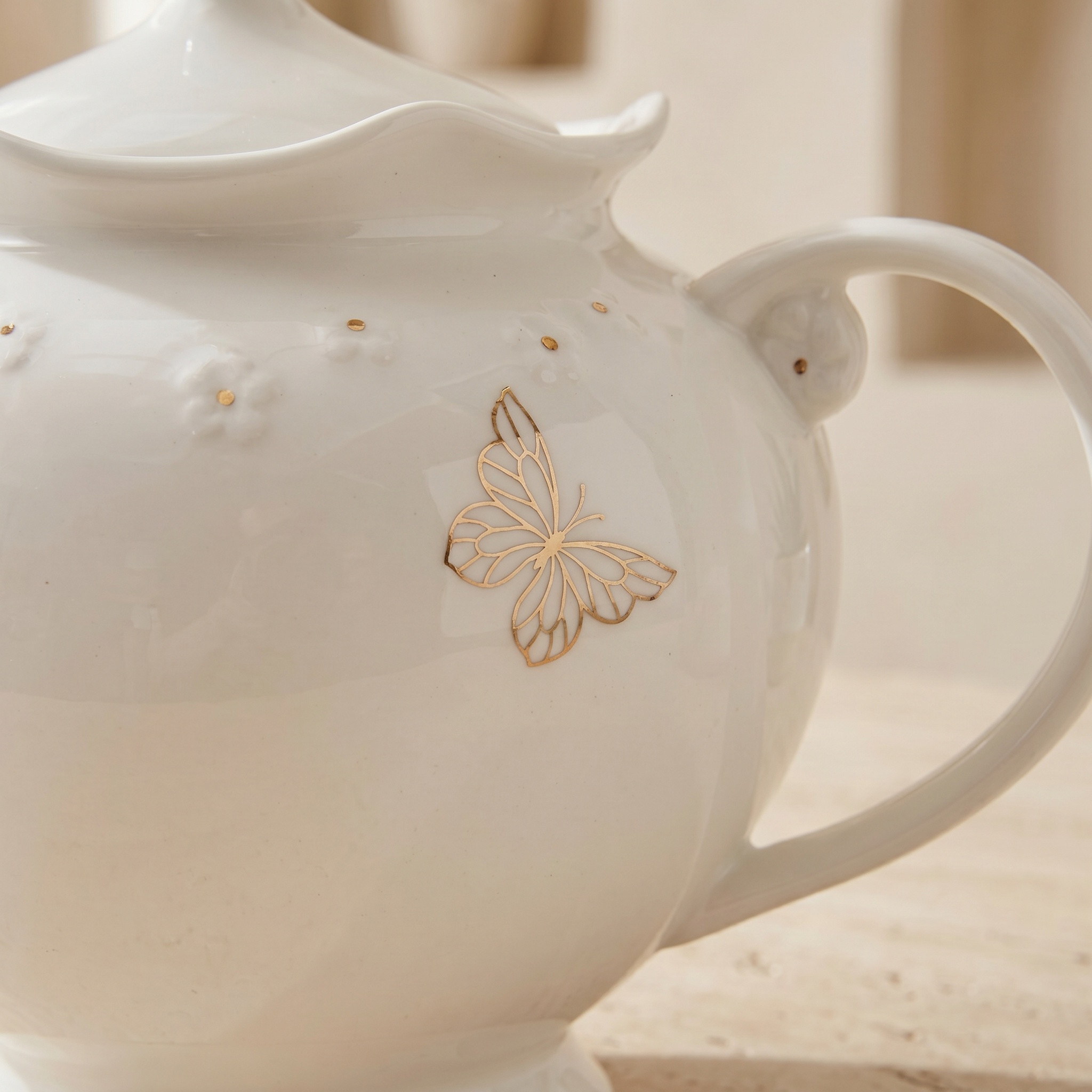 Butterfly Porcelain Teapot - 1.1 L-household-dining-teaandcoffee-vacuumflaskscoffeeandteapots-image-3