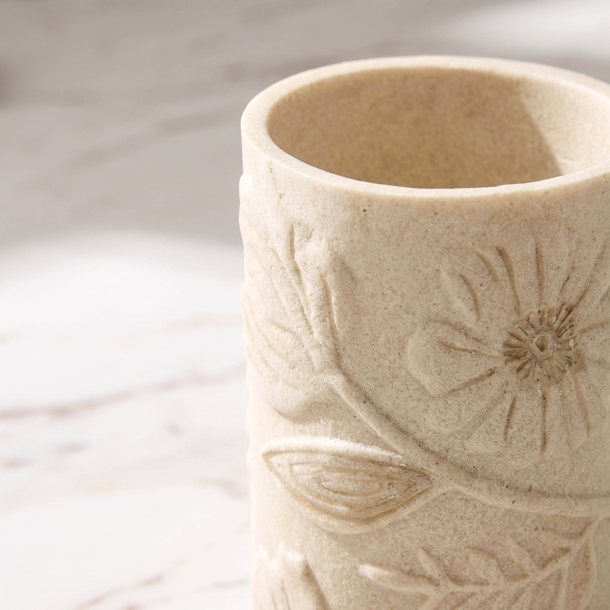 Floral Embossed Polyresin Tumbler-household-bathandlaundry-bathaccessories-toothbrushholdersandtumblers-image-2
