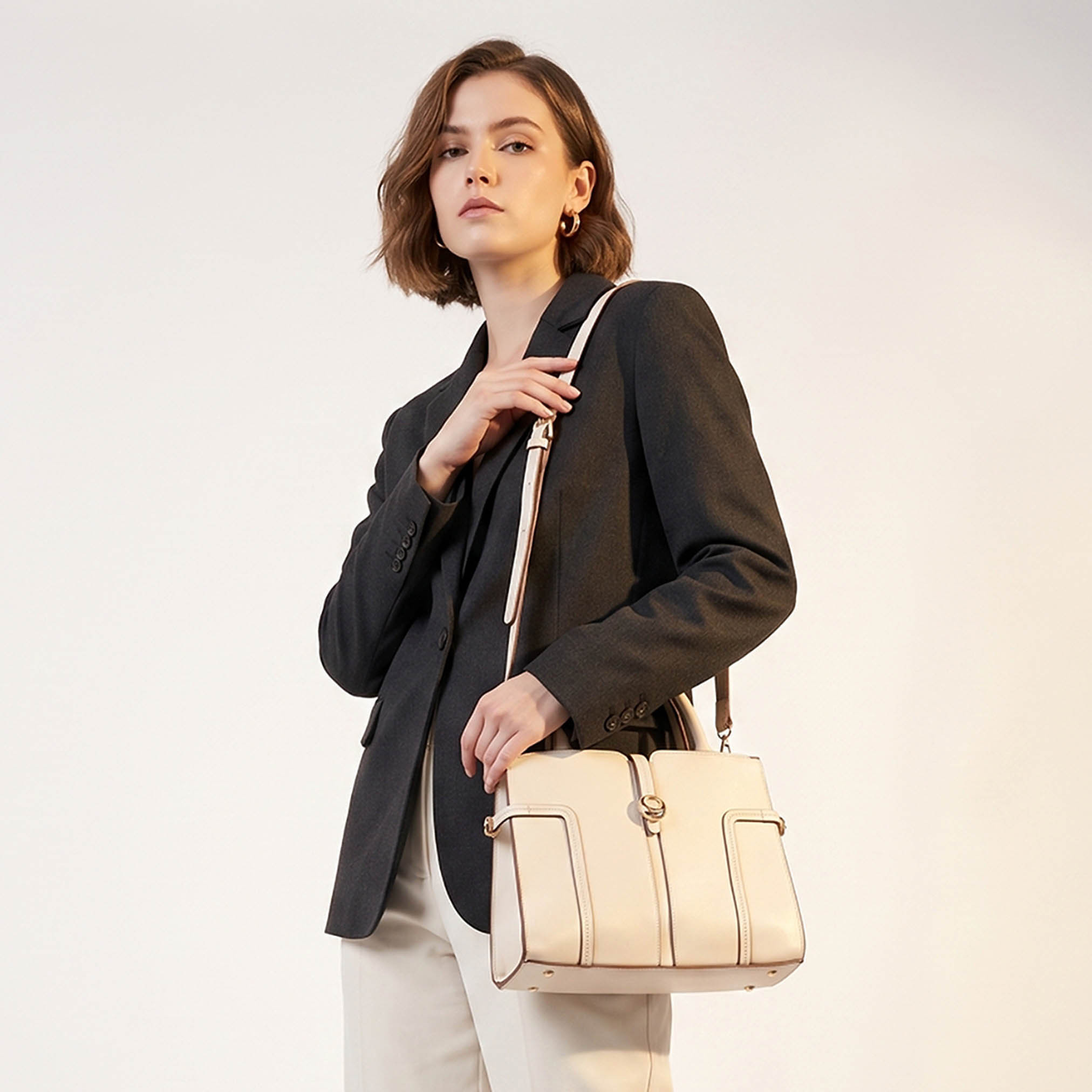 شنطة توت سادة بحزام قابل للفصل من أدور-women-bagsandwallets-handbags-image-2