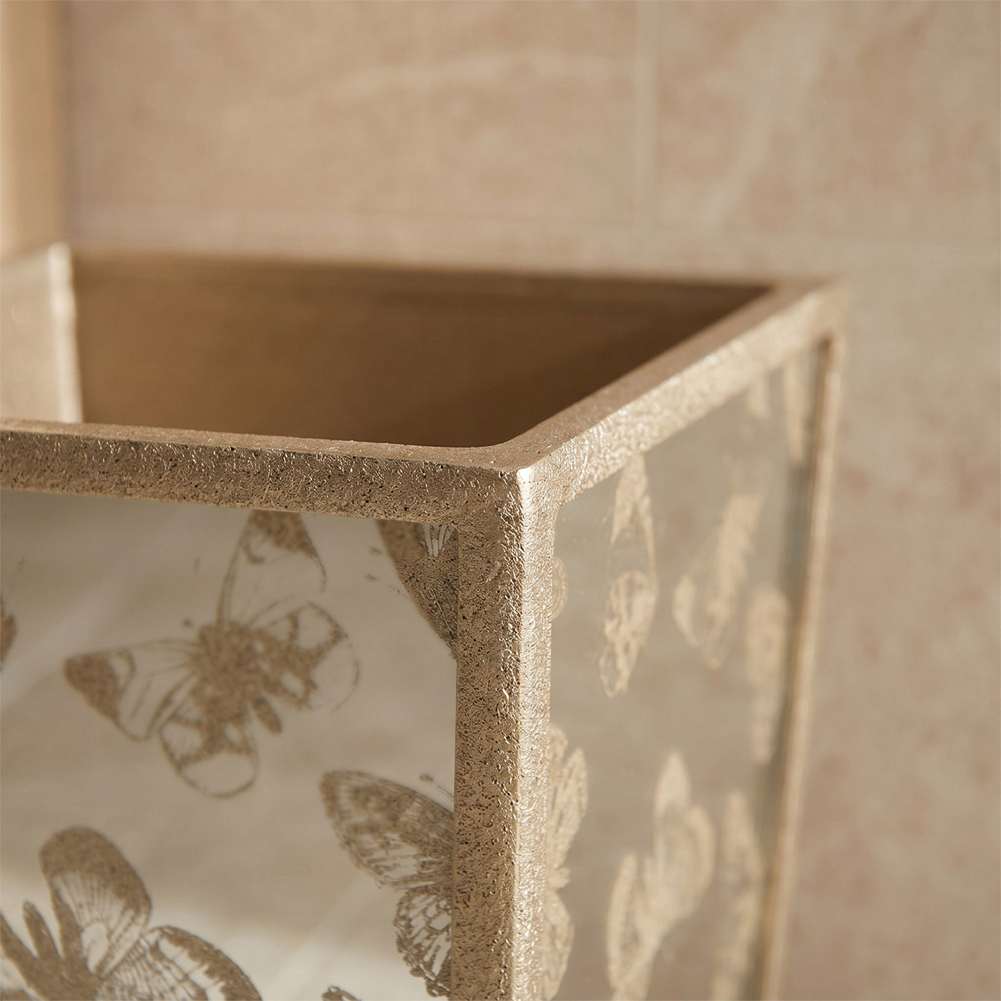 سلة مهملات بطبعة فراشات-household-decor-decorativeobjectsandsculptures-image-3