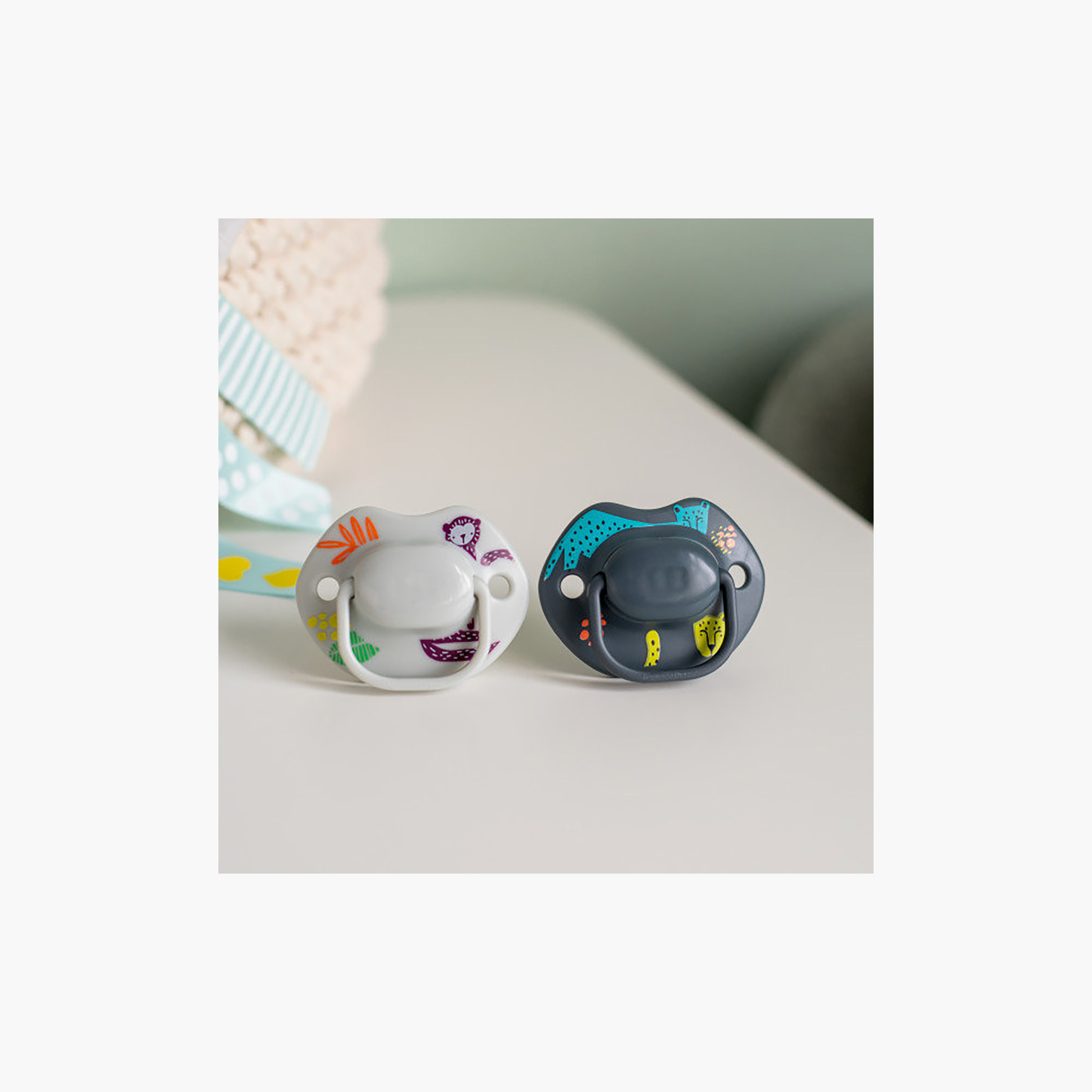 Tommee Tippee 2-Piece Moda Midnight Jungle Soother with Case - 18-36 Months - Assorted-baby-feeding-pacifiers-image-7
