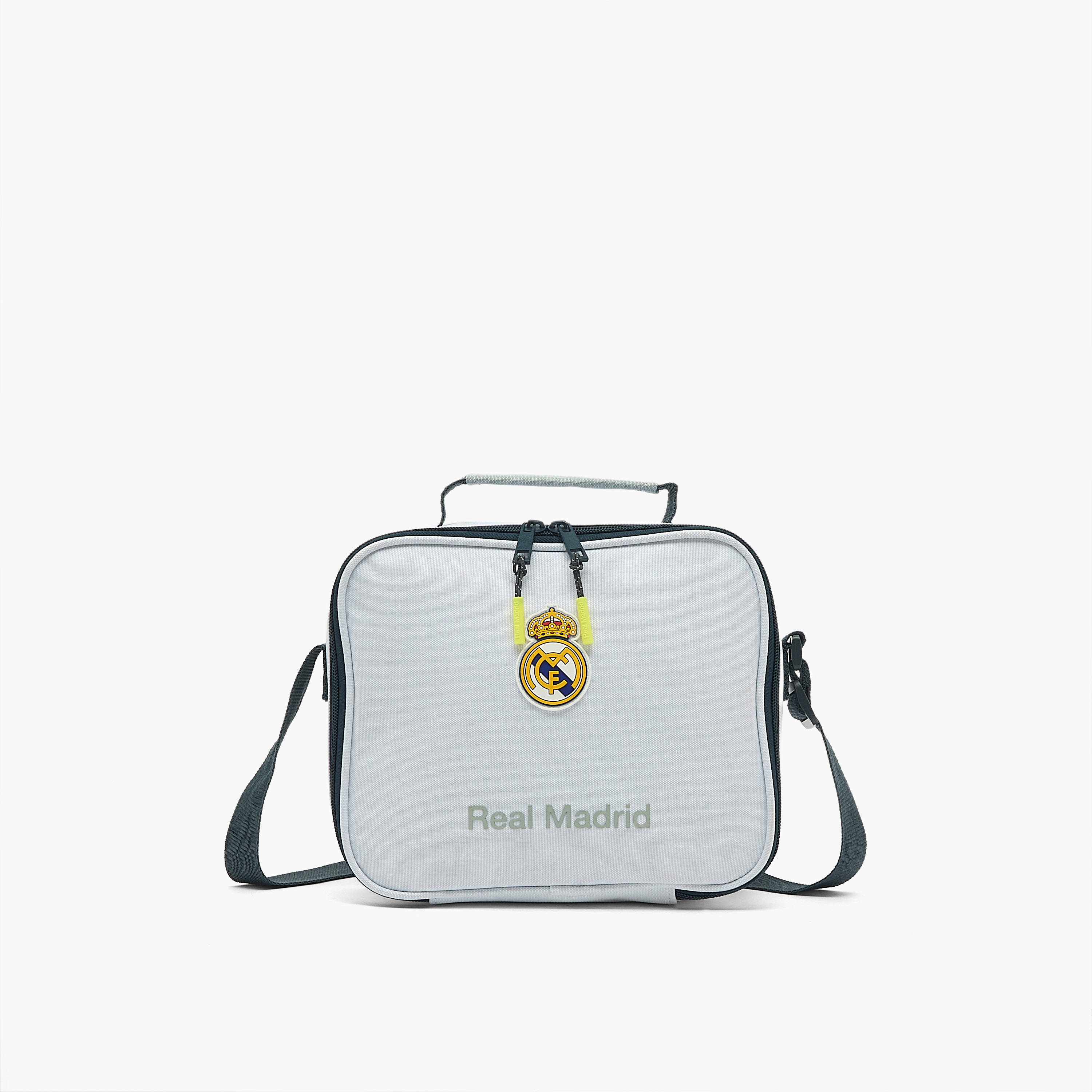 شنطة غداء صلبة ريال مدريد للأولاد من 8 إلى 13 سنة مع حزام كتف-school-lunchessentials-lunchbags-image-1