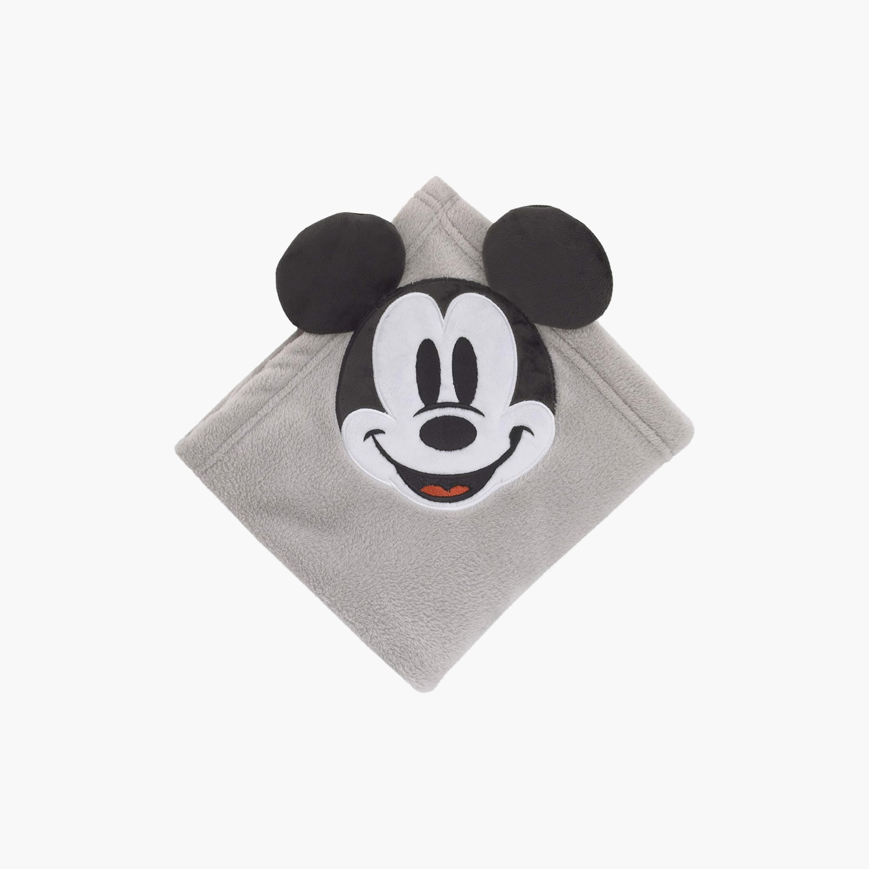Disney Blanket with Mickey Mouse Applique-baby-nursery-blanketsandswaddles-blanketsandquilts-image-1