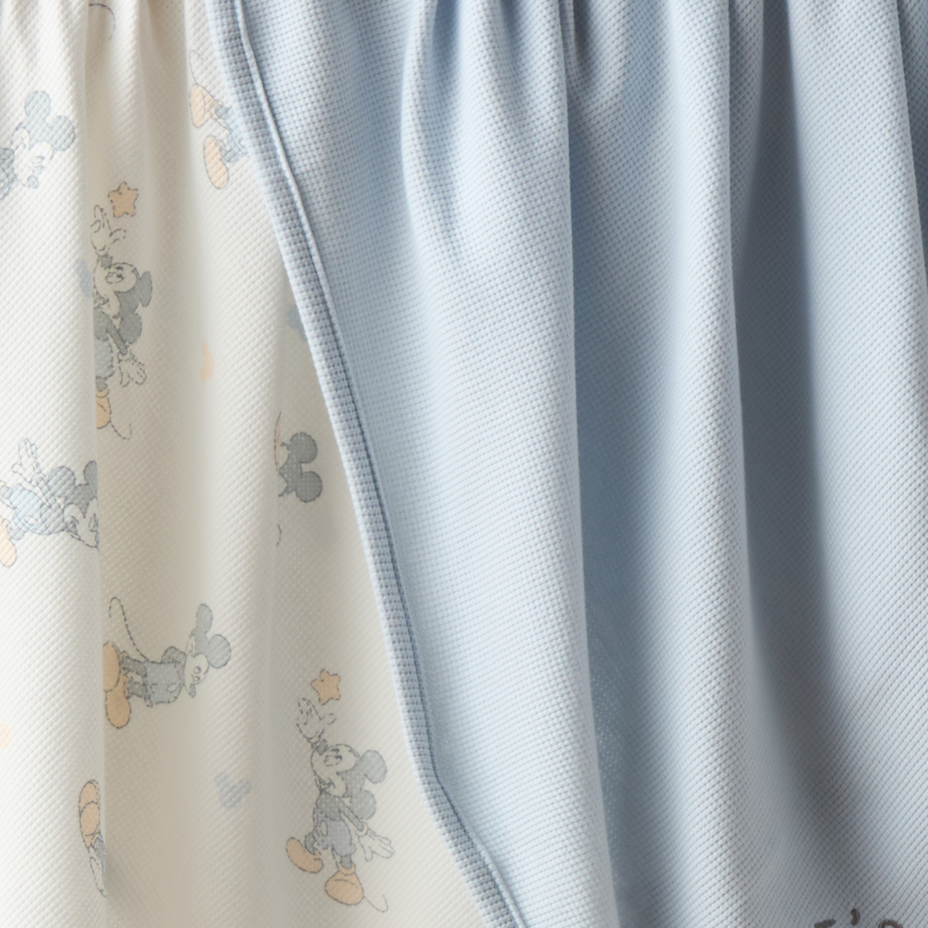 بطانية وافل وطبعات ميكي ماوس - عبوة من قطعتين-baby-nursery-blanketsandswaddles-blanketsandquilts-image-4