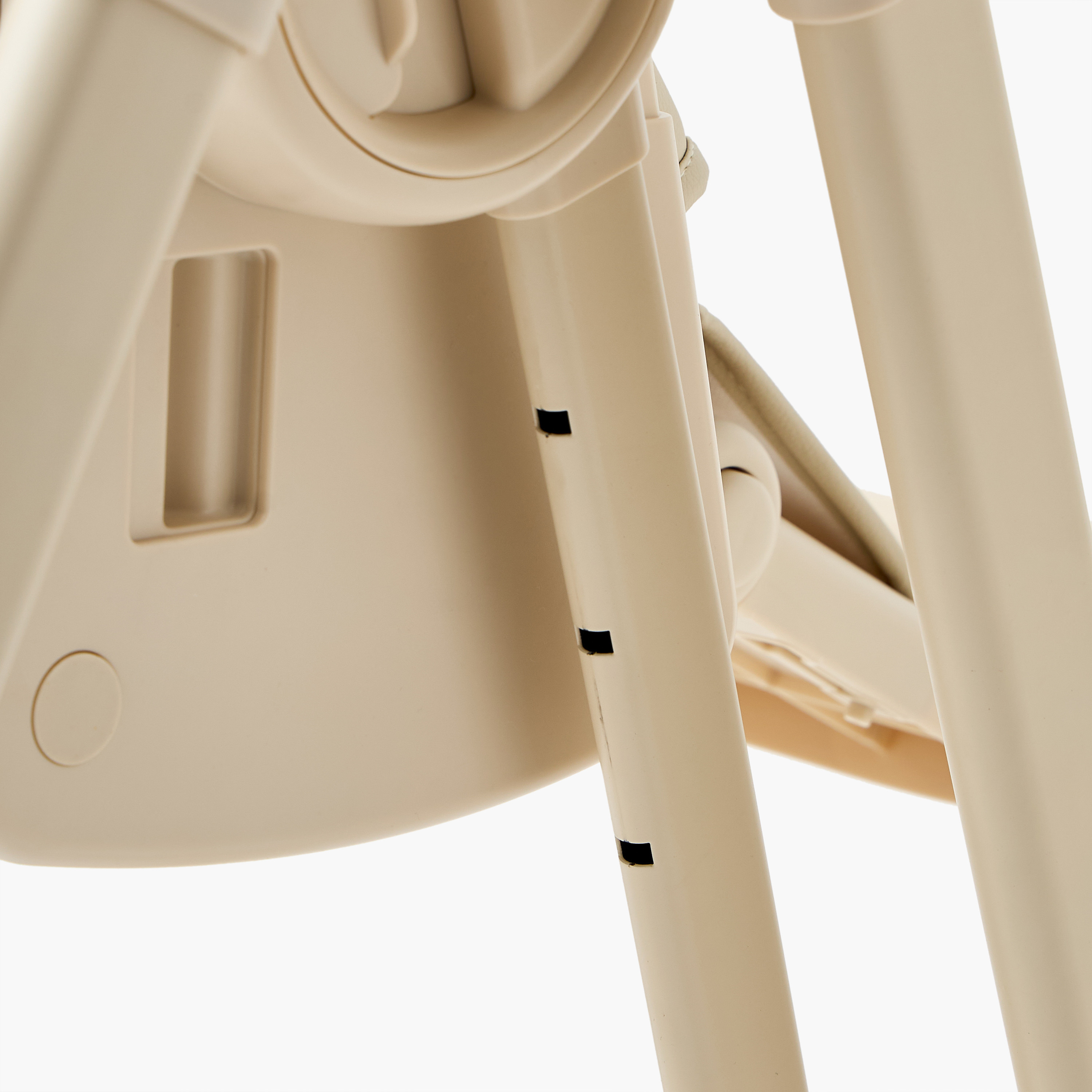 كرسي طعام هزاز مرتفع للرضع جينيفيا مع صينية من جيجلز-baby-feeding-highchairsandboosters-image-23