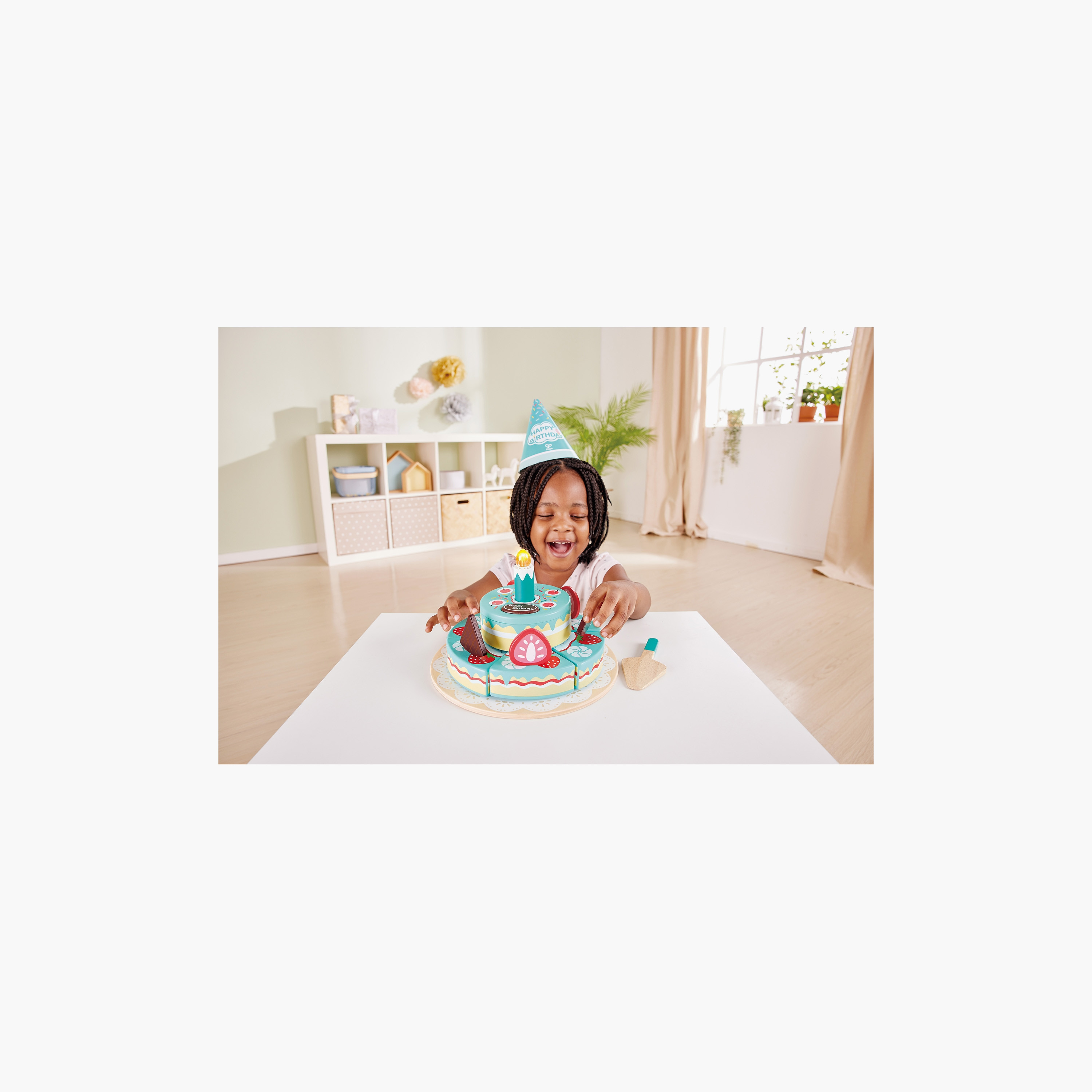 Hape Interactive Happy Birthday Cake Playset-toys-roleplay-playfoods-image-11