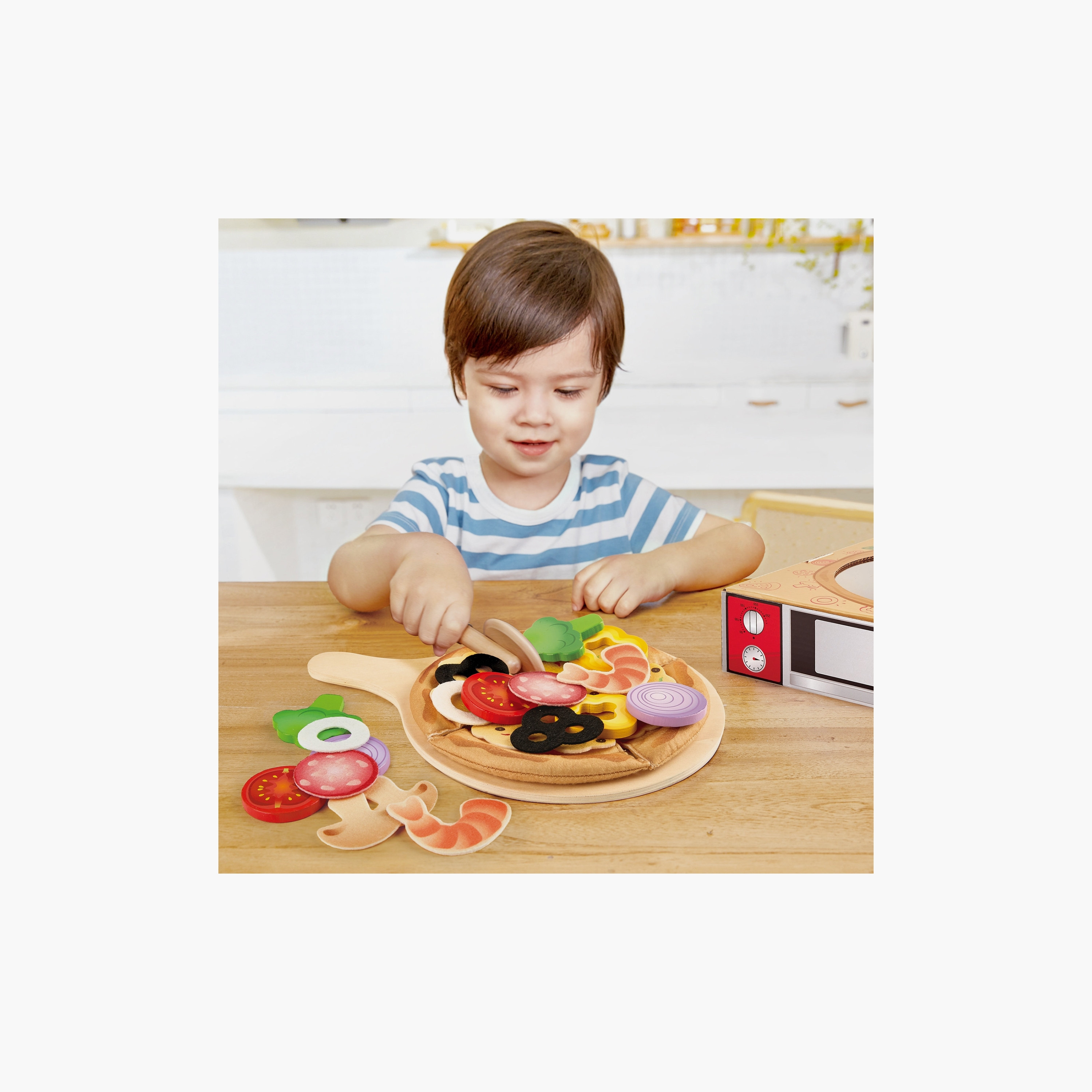 Hape Perfect Pizza Playset-toys-roleplay-playfoods-image-4