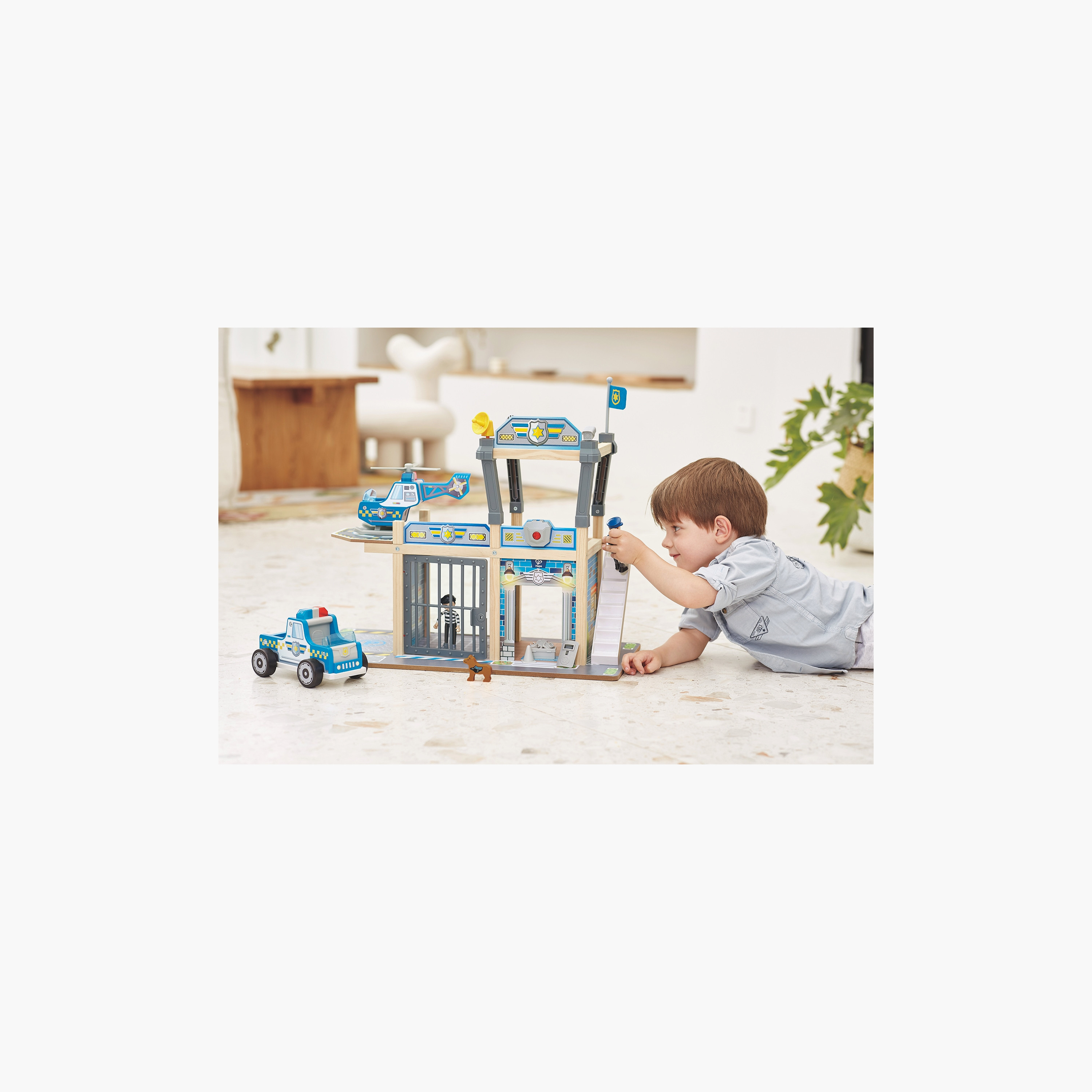 Hape Metro Police Department Playset-toys-roleplay-policeanddetectivesets-image-2
