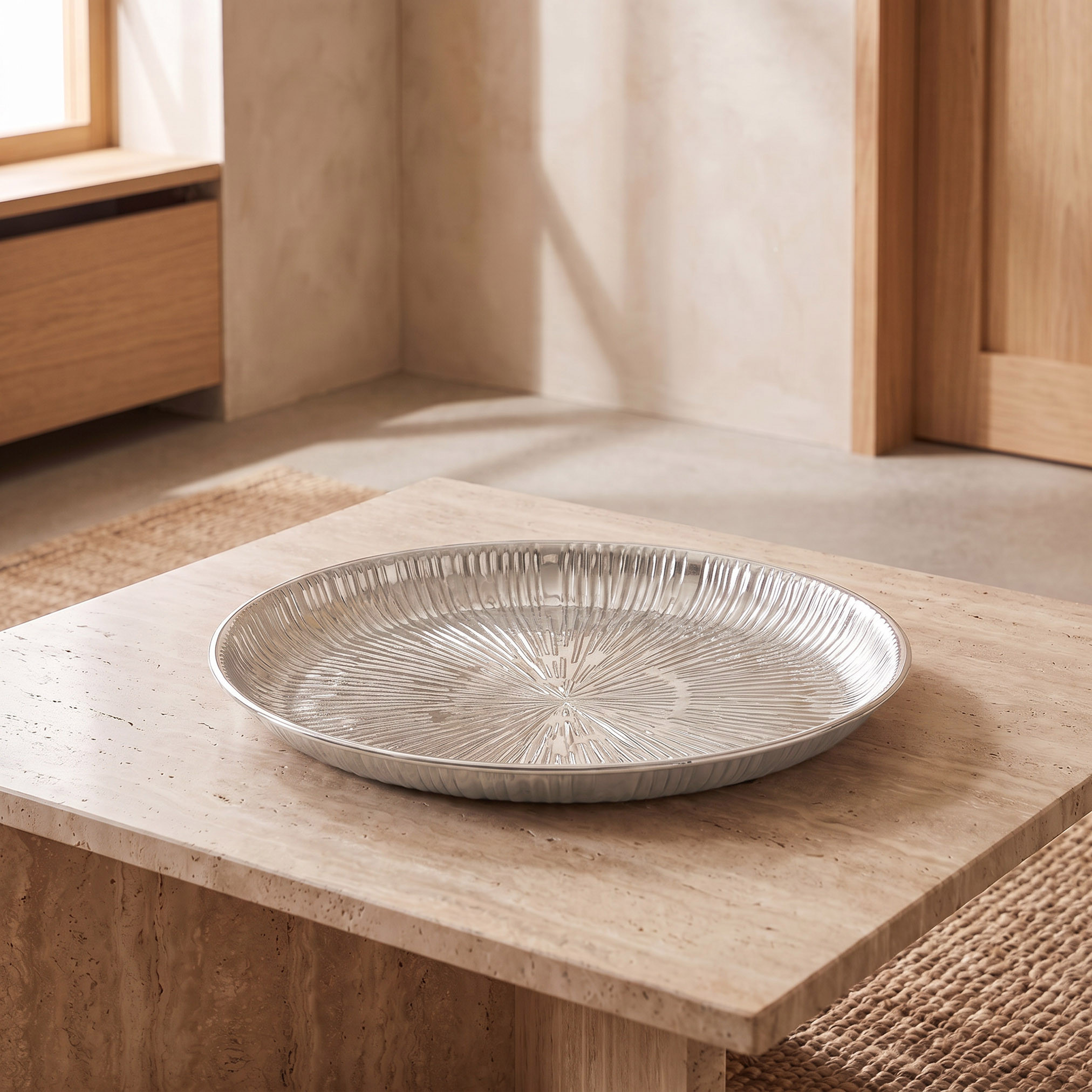 صينية ديكور معدن بارزة الملمس - 30 سم-household-decor-boxesandtrays-image-1