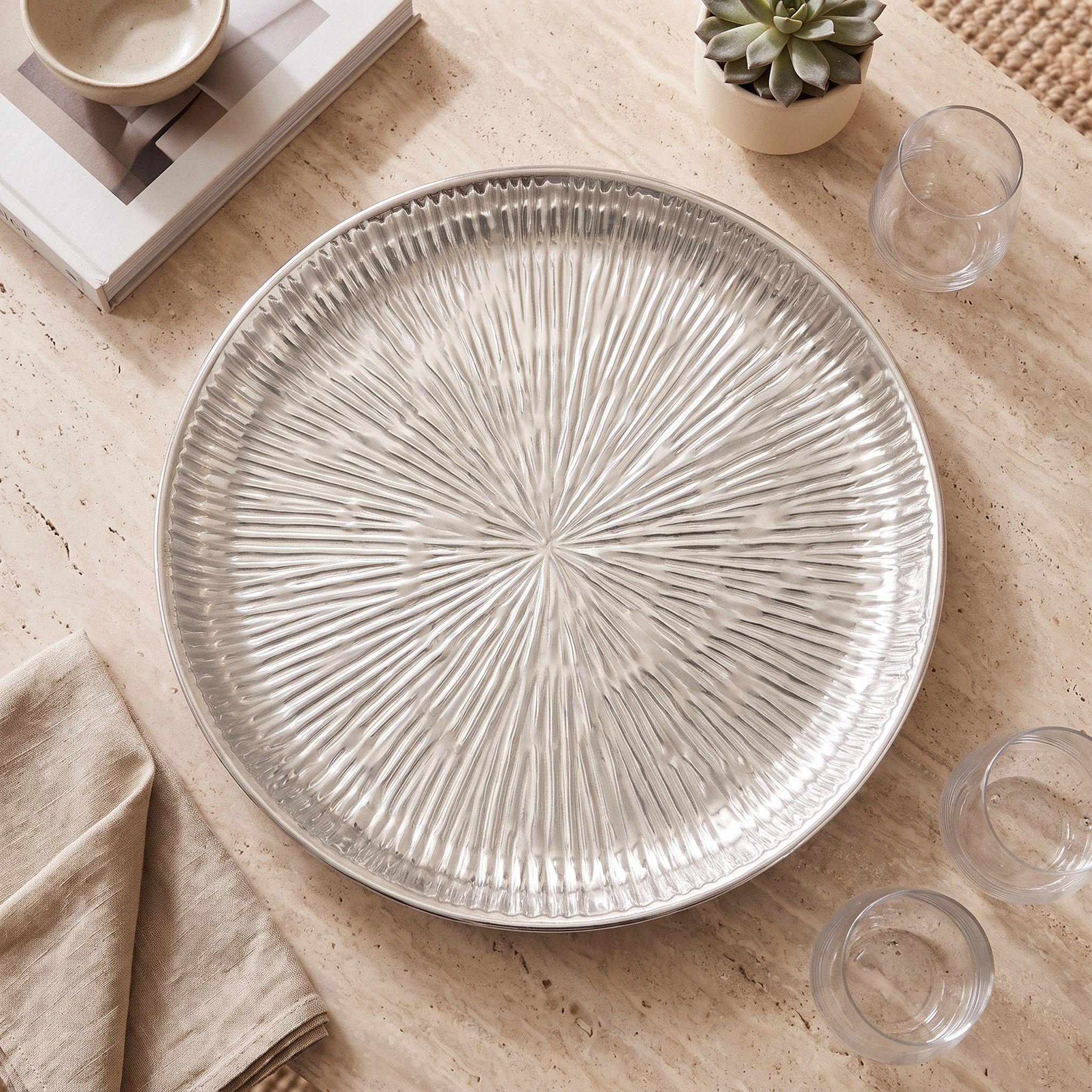 صينية ديكور معدن بارزة الملمس - 30 سم-household-decor-boxesandtrays-image-2