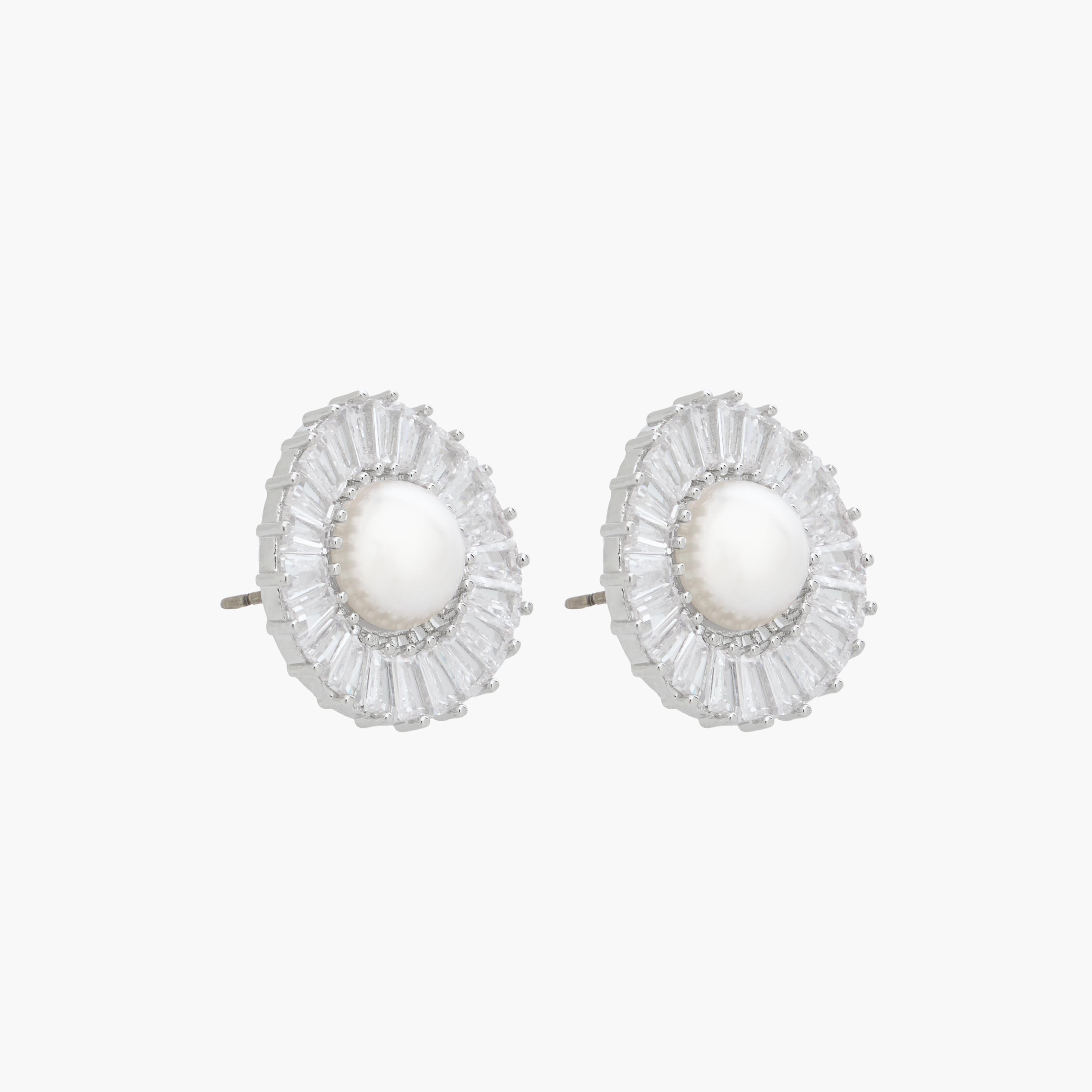 عقد وحلق بتزيينات مكعبات زيركون - طقم من قطعتين-women-watchesandjewellery-jewellery-jewellerysets-image-4