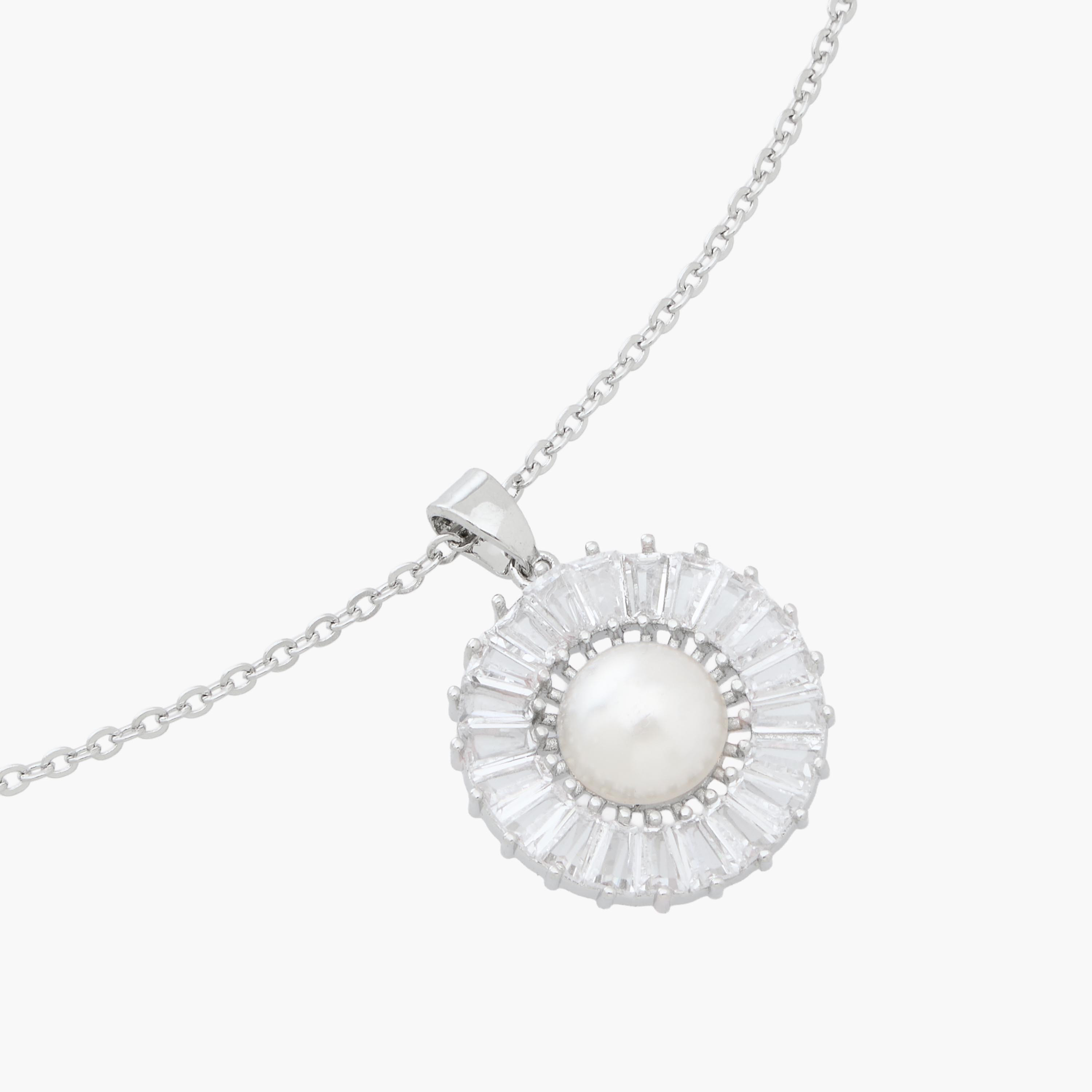 عقد وحلق بتزيينات مكعبات زيركون - طقم من قطعتين-women-watchesandjewellery-jewellery-jewellerysets-image-7