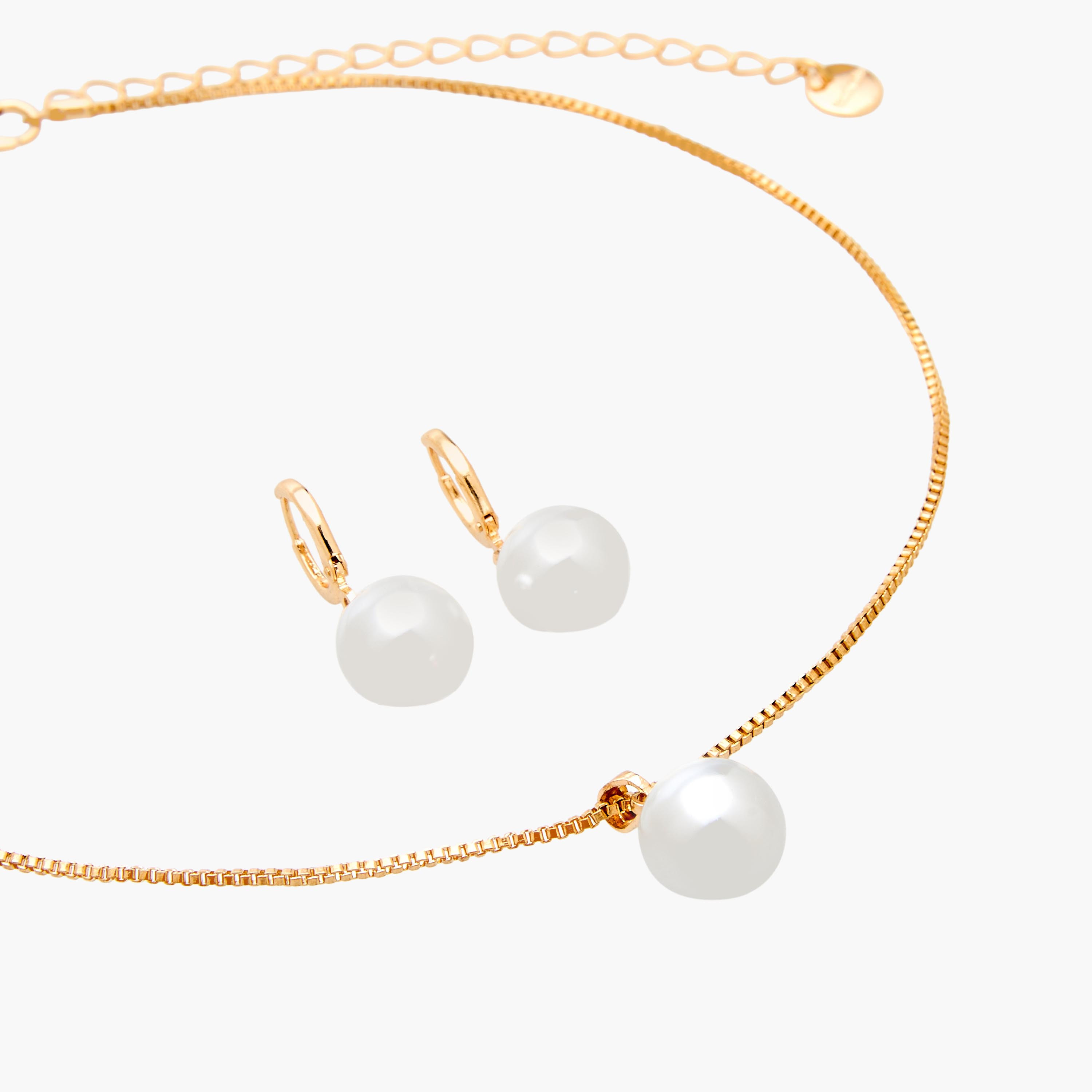 عقد وحلق بتزيينات لؤلؤ - طقم من قطعتين-women-watchesandjewellery-jewellery-jewellerysets-image-3