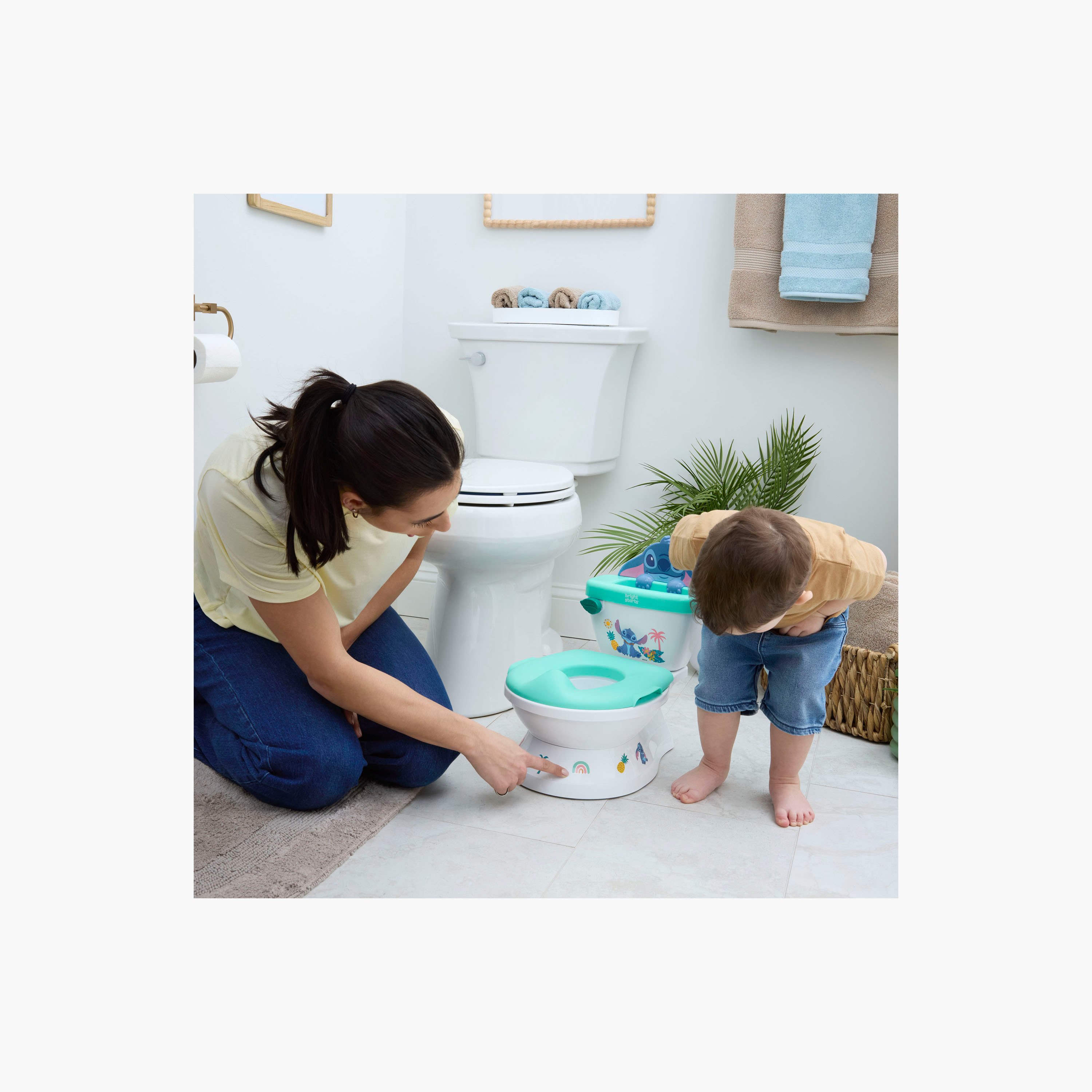 مقعد تدريب نونية بزينة ستيتش من برايت ستارتس-baby-diapering-pottytraining-image-6