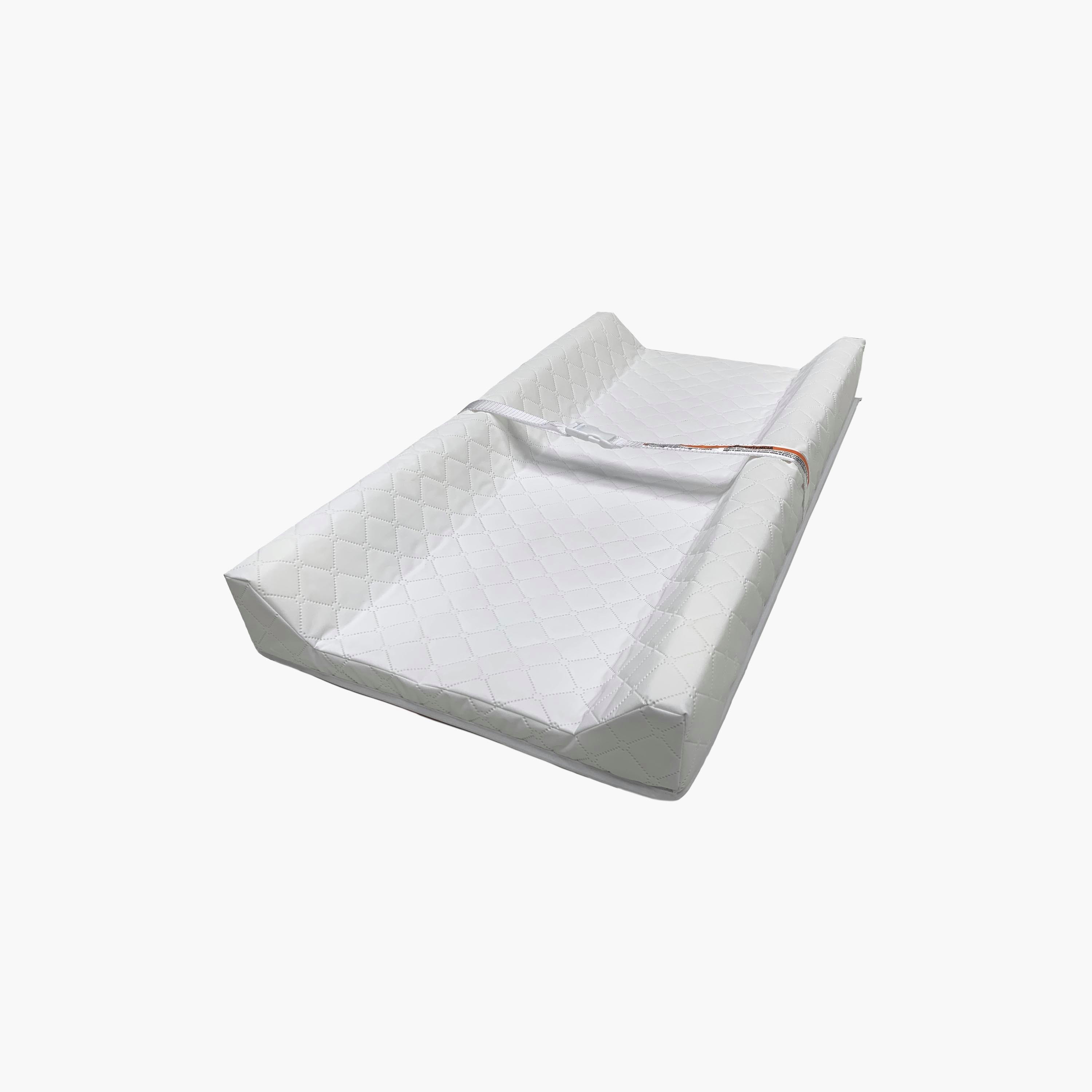 مفرش تغيير حفاضات الأطفال بتصميم منحني من إنجينيتي-beautyandpersonalcare-babycare-bathaccessories-image-1