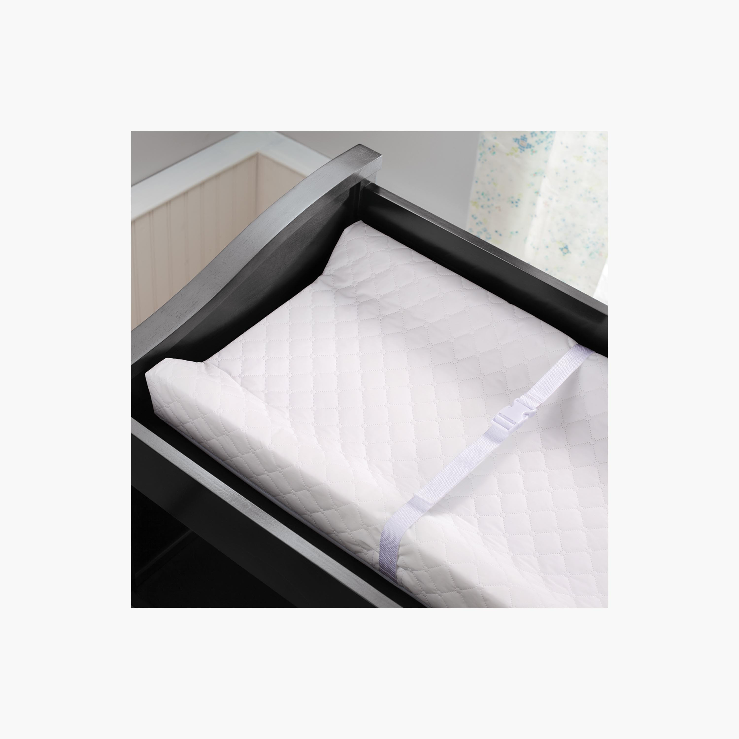 مفرش تغيير حفاضات الأطفال بتصميم منحني من إنجينيتي-beautyandpersonalcare-babycare-bathaccessories-image-10