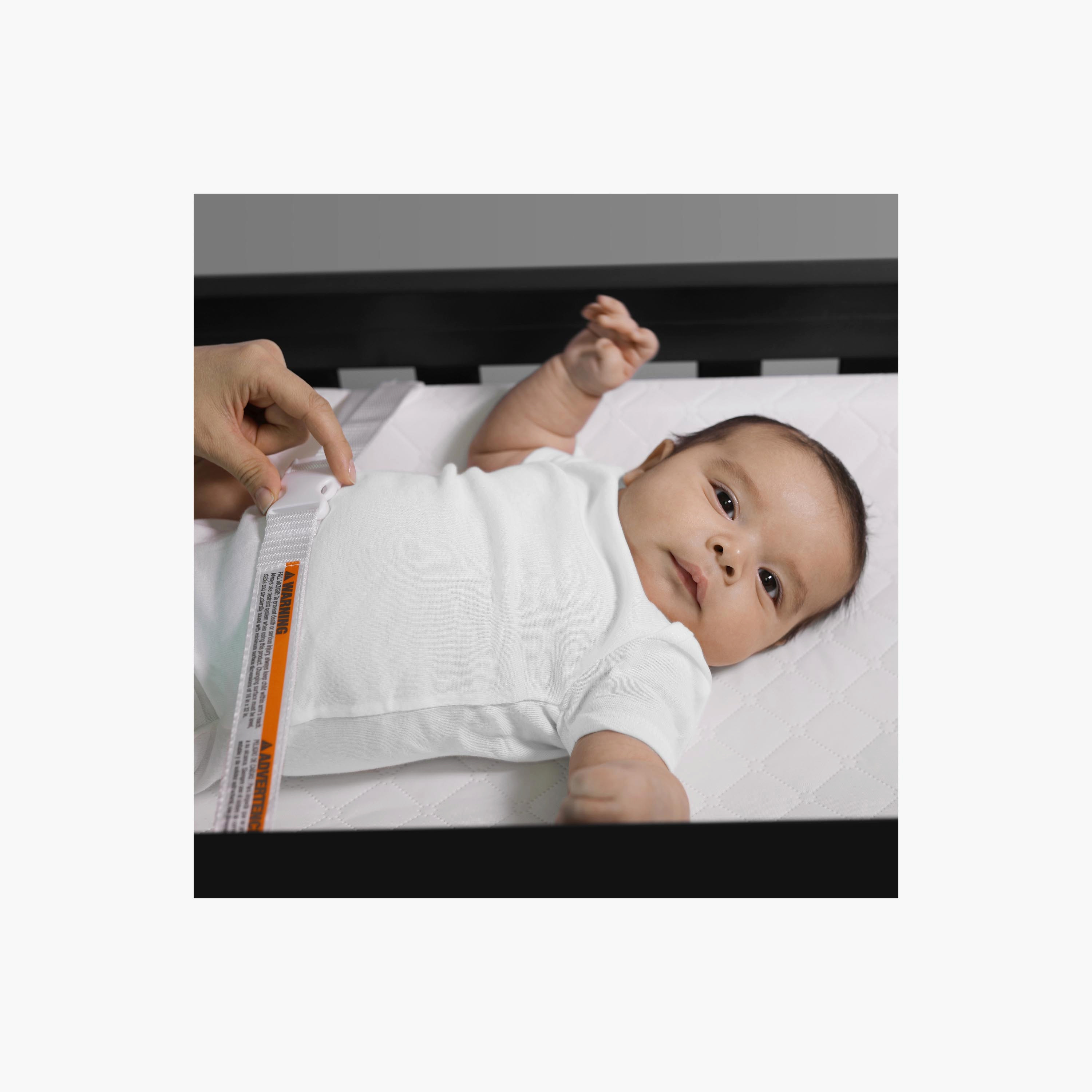 مفرش تغيير حفاضات الأطفال بتصميم منحني من إنجينيتي-beautyandpersonalcare-babycare-bathaccessories-image-2