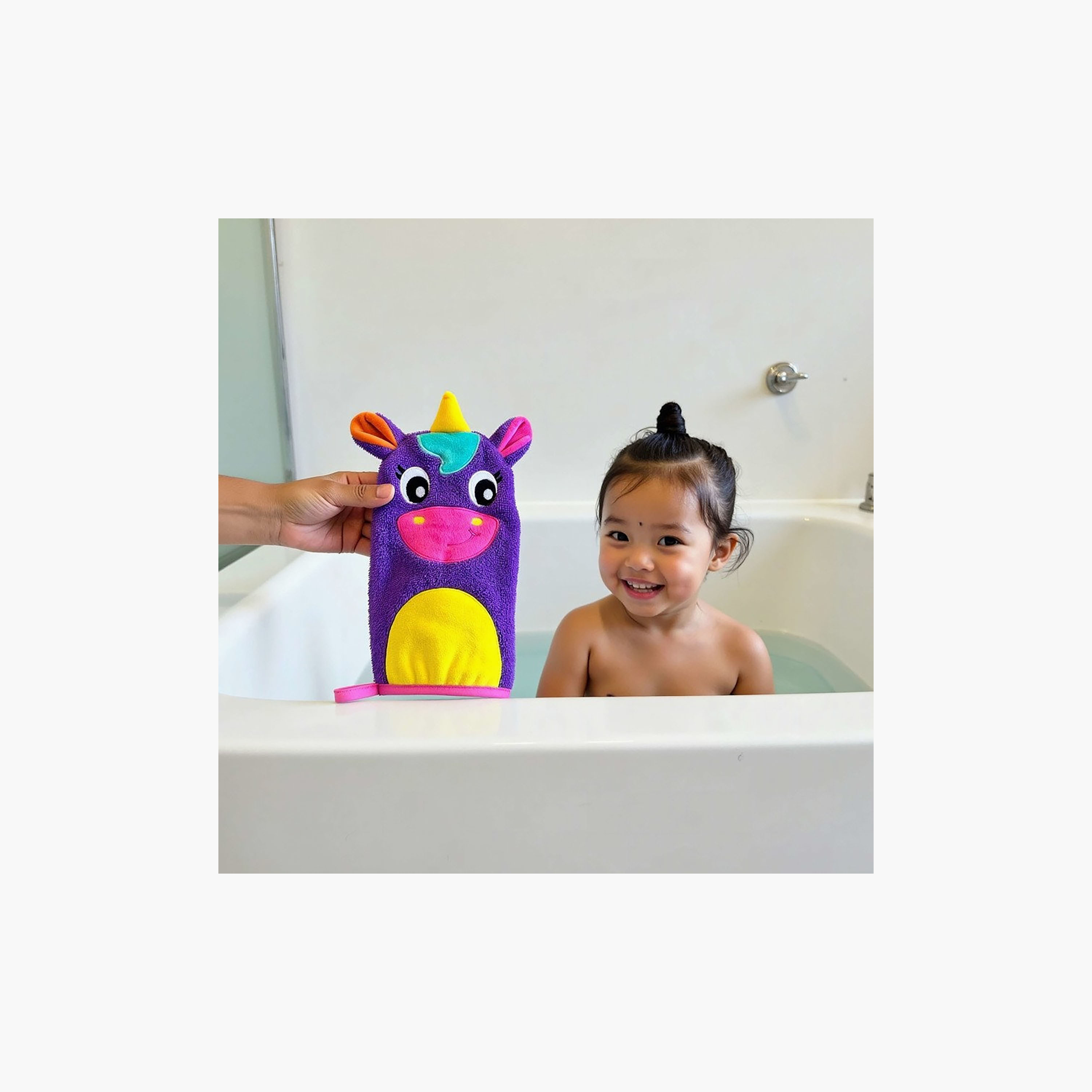 قفاز استحمام ستلا يونيكورن من بلايجرو-baby-bathandcare-towels-image-6