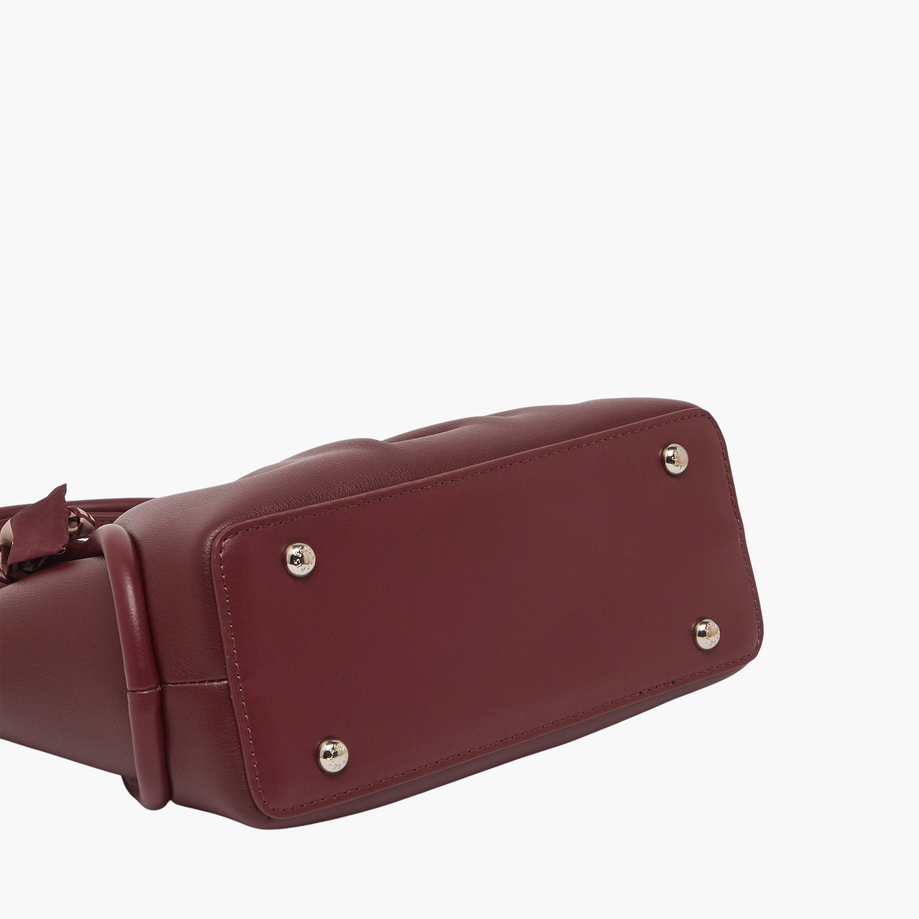 شنطة توتي بكسرات مع محفظة بسحاب من كريسبيلا-women-bagsandwallets-handbags-image-7