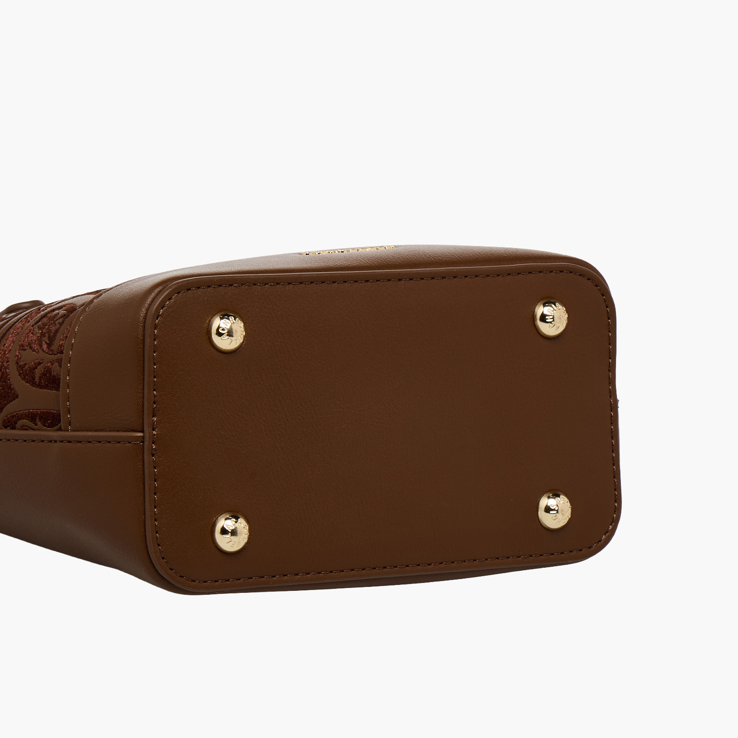 شنطة توتي مطرزة بسحاب إغلاق من كريسبيلا-women-bagsandwallets-handbags-image-8