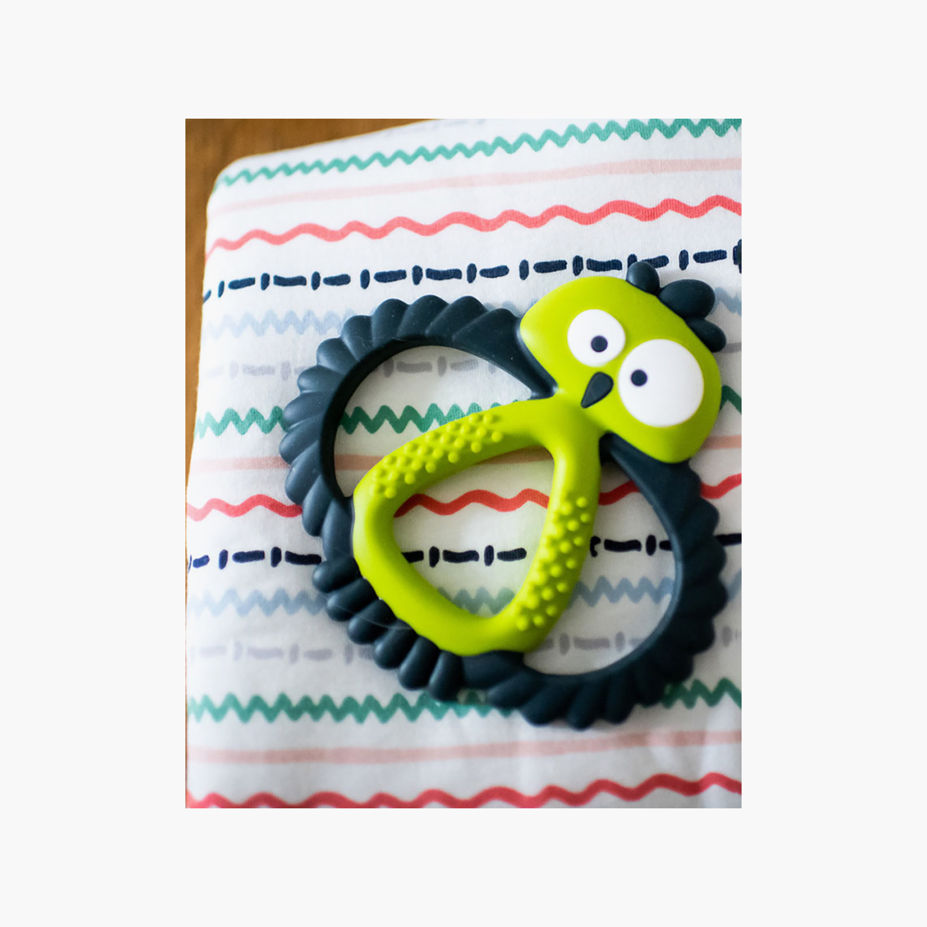 Tommee Tippee Kalani Maxi Teether - 3 Months+-baby-feeding-teethers-image-2