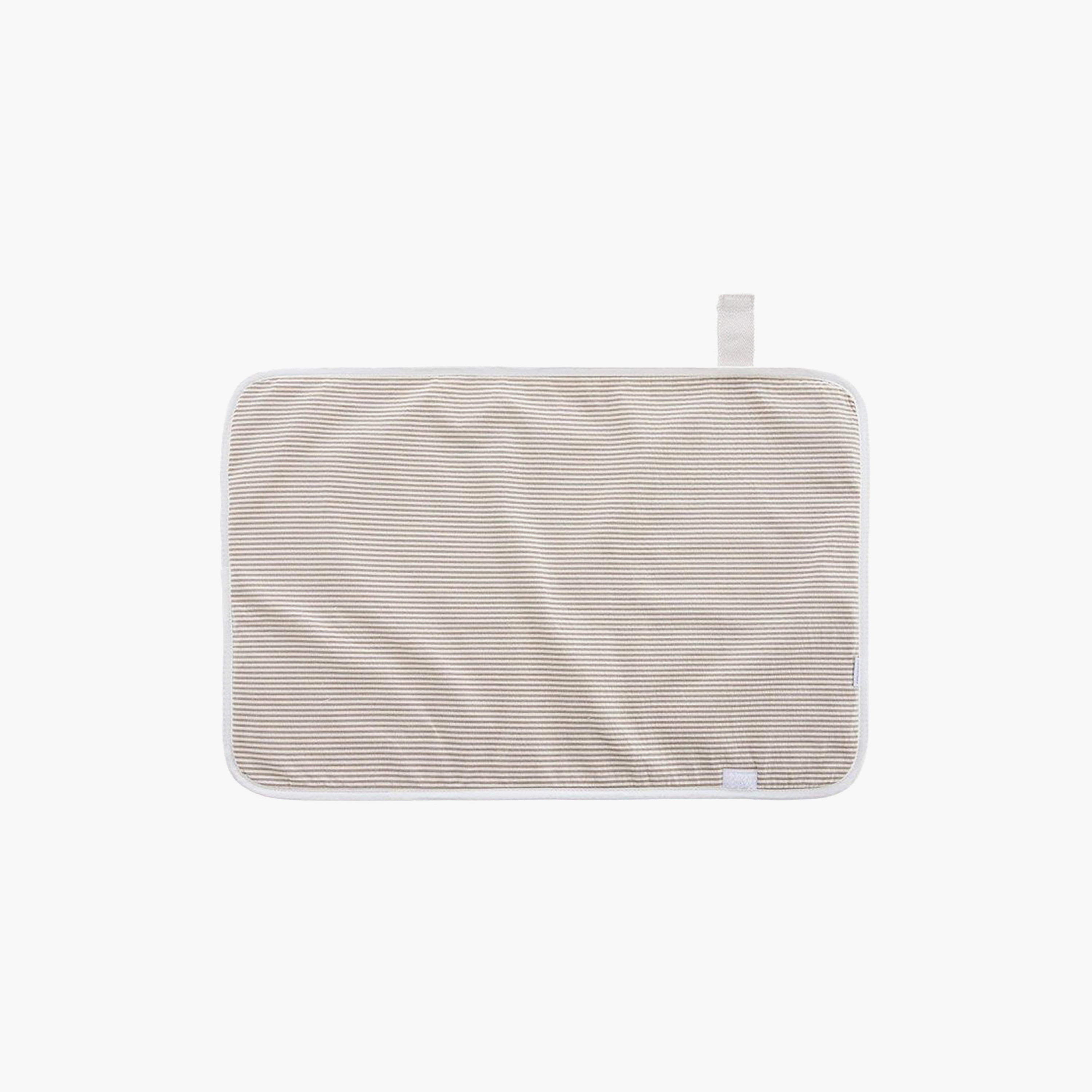 سجادة تغيير للأطفال بطبعة من كامبراس - 40×60×1 سم-baby-diapering-changingmats-image-2
