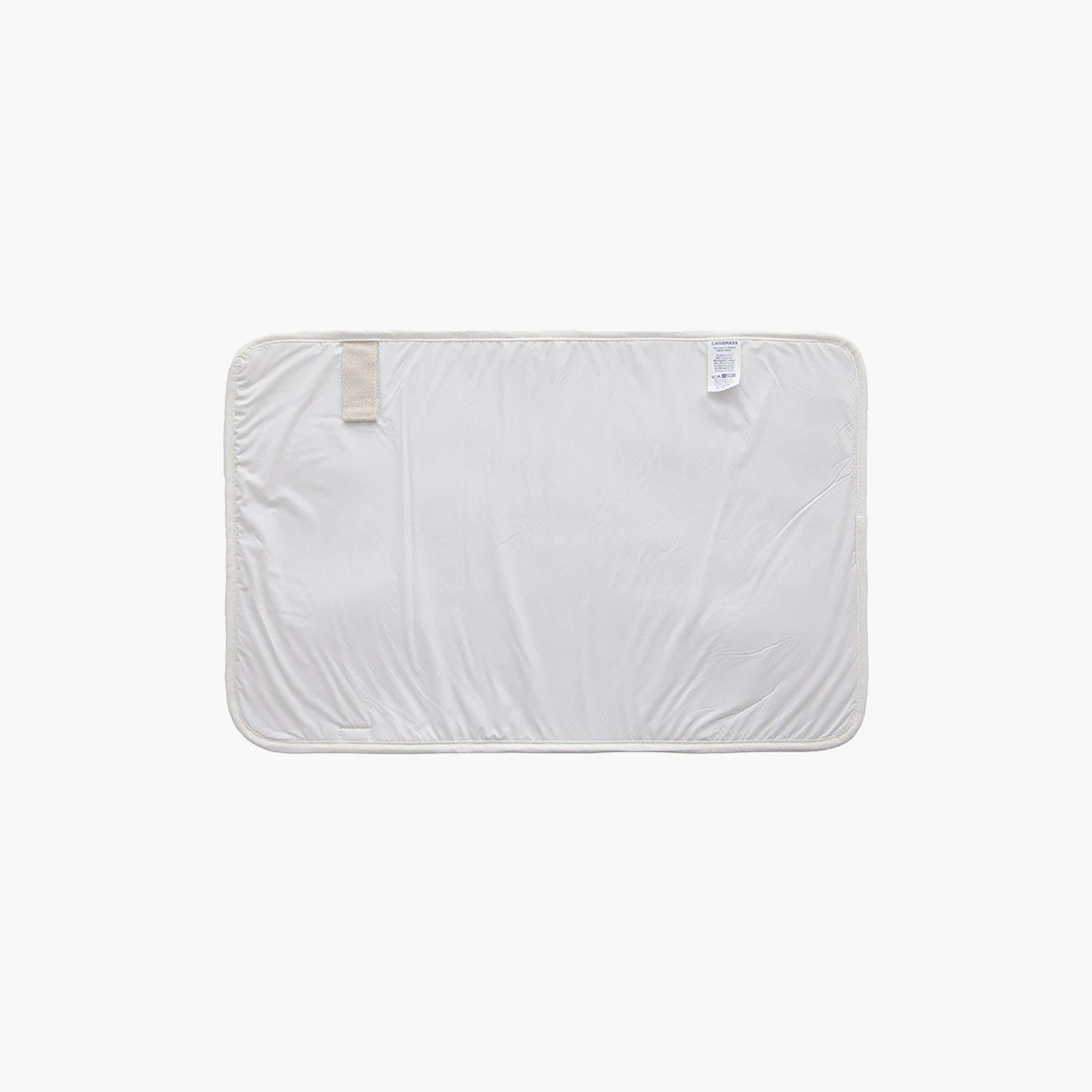 سجادة تغيير للأطفال بطبعة من كامبراس - 40×60×1 سم-baby-diapering-changingmats-image-3
