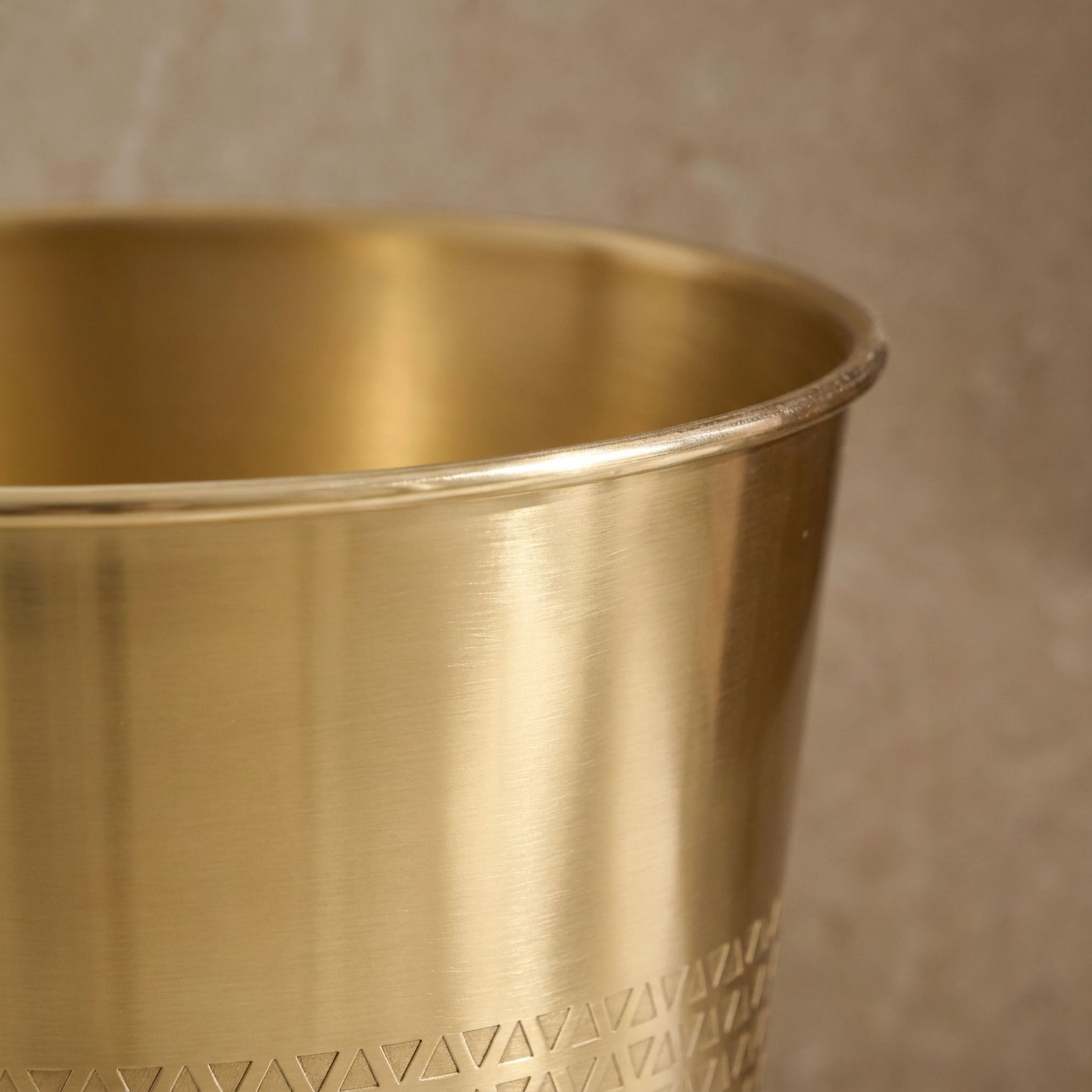 Geo Etched Metallic Waste Bin-household-bathandlaundry-bathaccessories-bathaccessorysets-image-3
